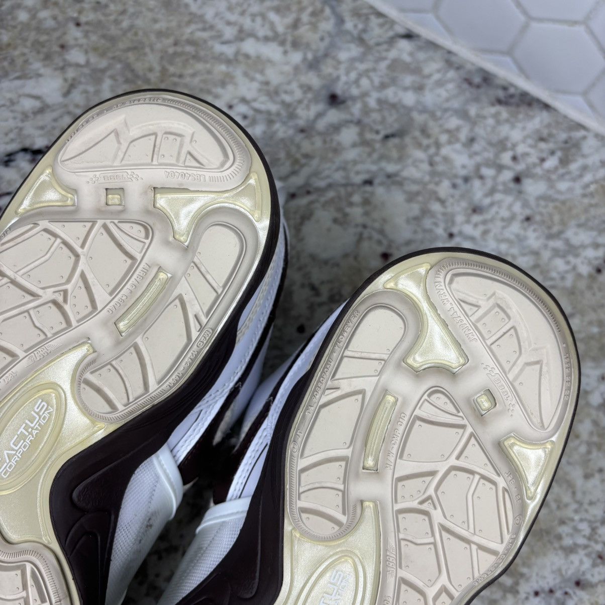 Nike × Travis Scott Size 10-Nike Zoom Field Jaxx Travis Scott Light Chocolate Size US 10 / EU 43 - 13 Thumbnail