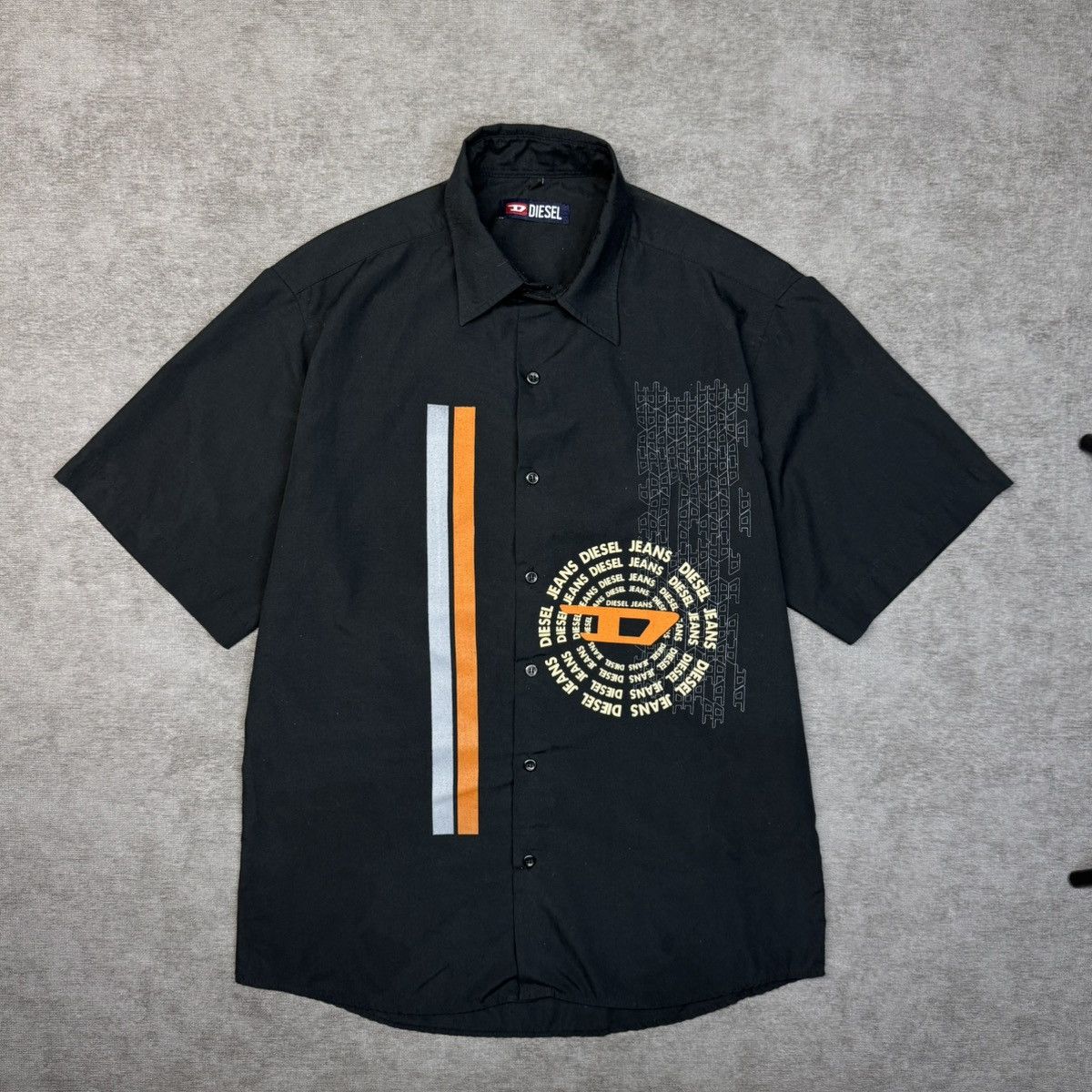 Diesel Diesel shirt short sleeve big logo Y2K Size US L / EU 52-54 / 3 - 1 Thumbnail