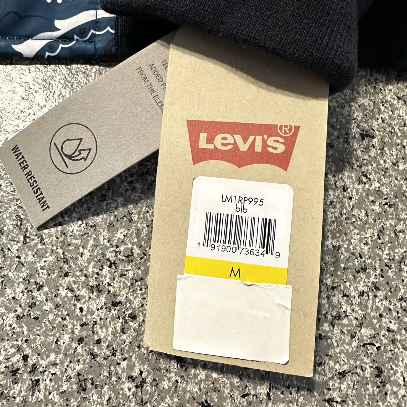 Levi's Levi's Bomber Jacket Mens M Quilted Puffer Blue Satin Bandana Paisley Jacket Size US M / EU 48-50 / 2 - 3 Thumbnail