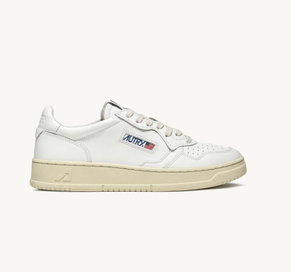 image of Autry 01 Low Man Medalist Low Sneakers In White Size 40 in White/Black, Men's