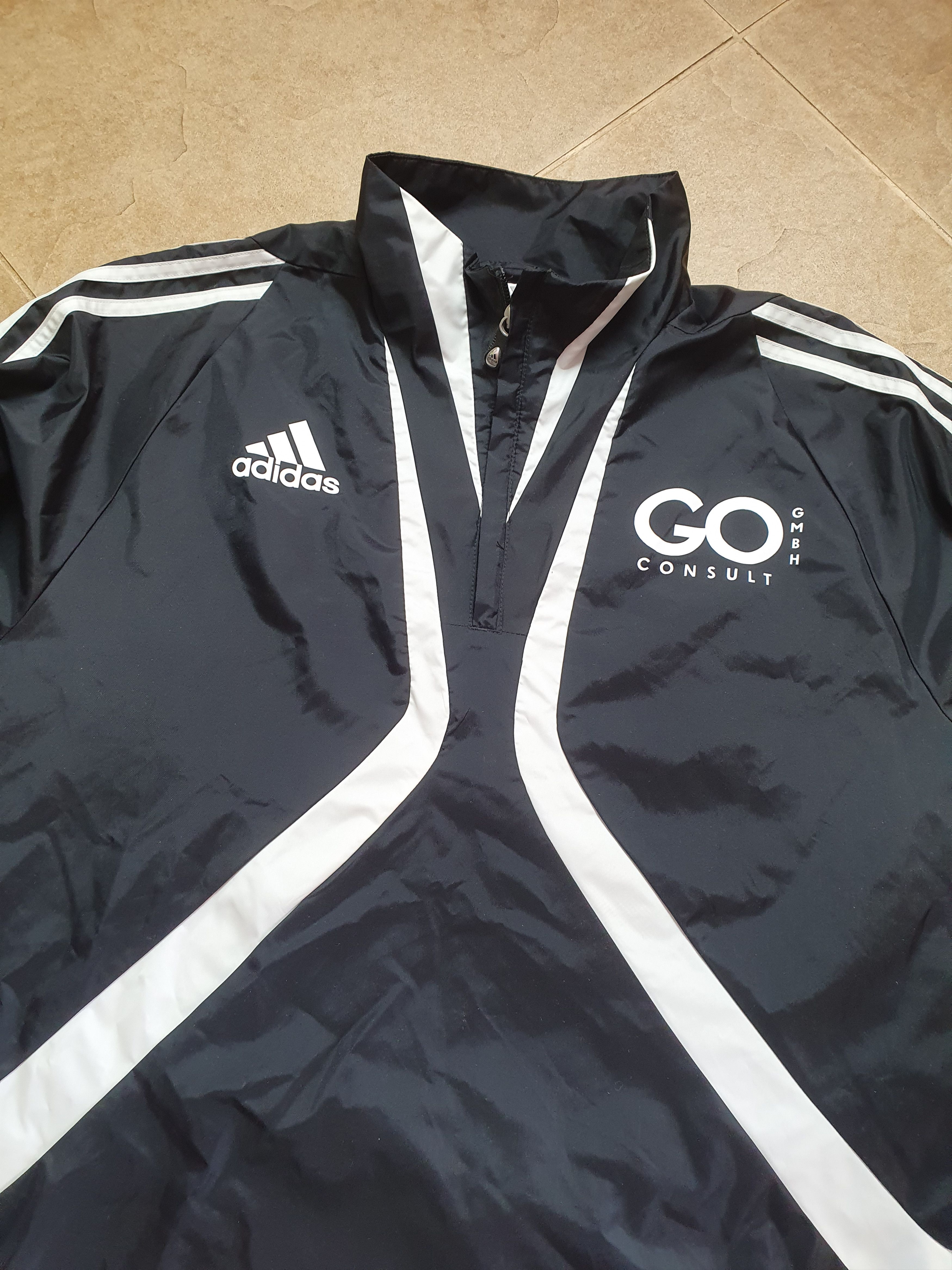 Adidas VINTAGE WOMENS ADIDAS BLACK WHITE LIGHTWEIGHT SPORT JACKET Size L / US 10 / IT 46 - 3 Thumbnail