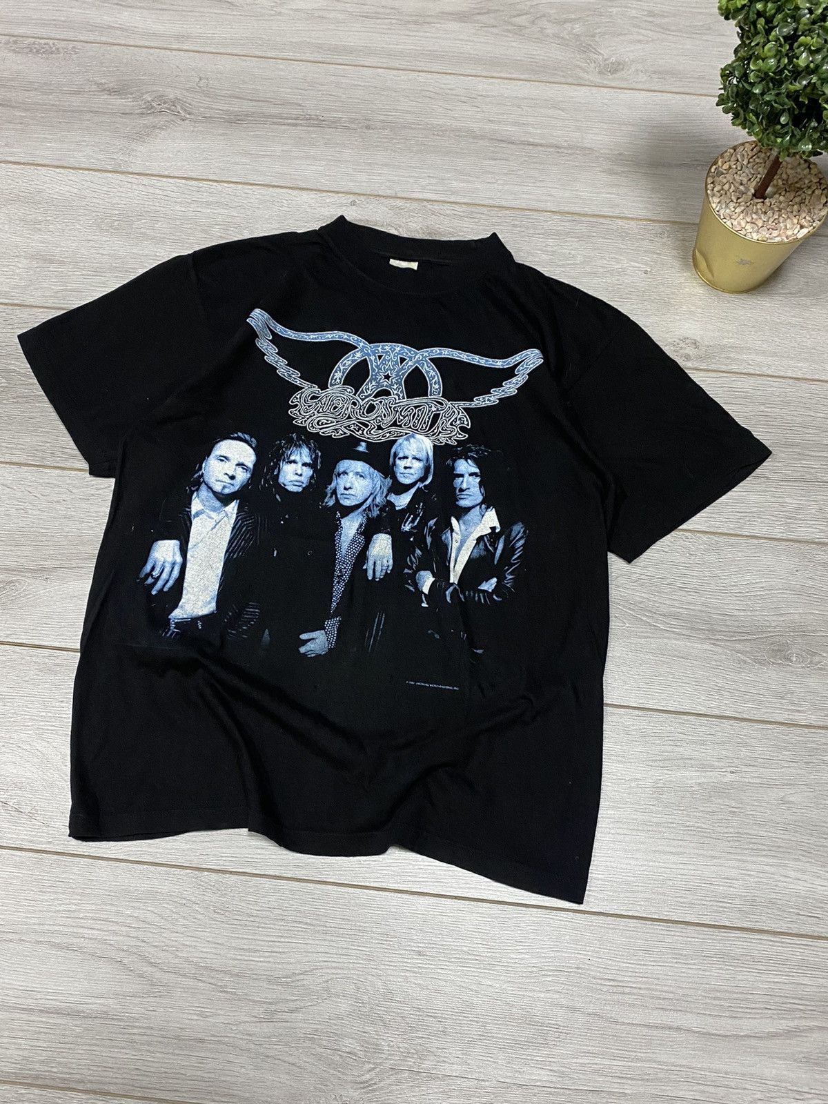 Band Tees 1997 Aerosmith Nine Lives Tour t-shirt Size US L / EU 52-54 / 3 - 8 Thumbnail