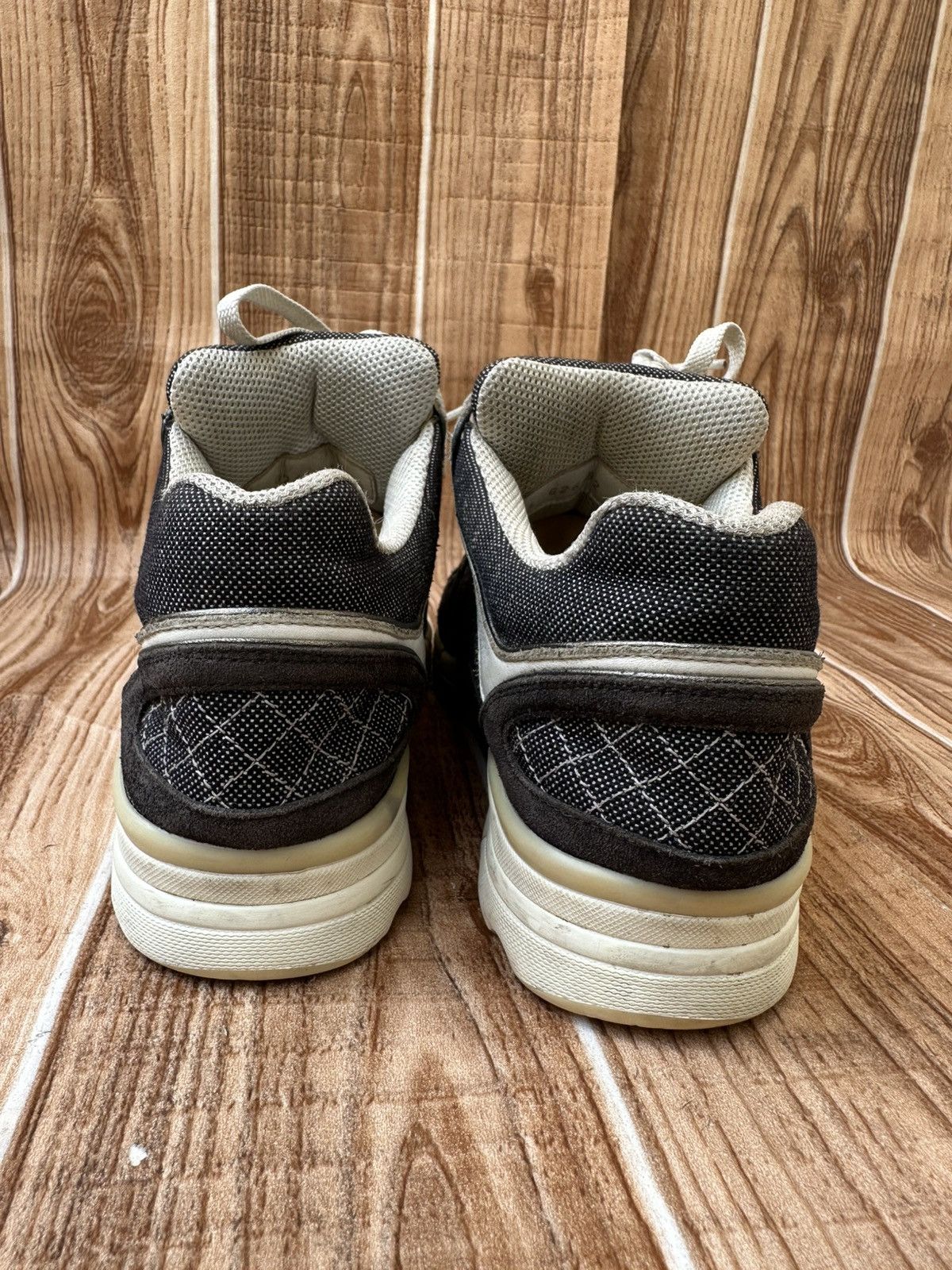 Chanel Chanel CC Logo Trainers Black Gray Low top Sneaks Size US 6.5 / EU 39-40 - 9 Thumbnail