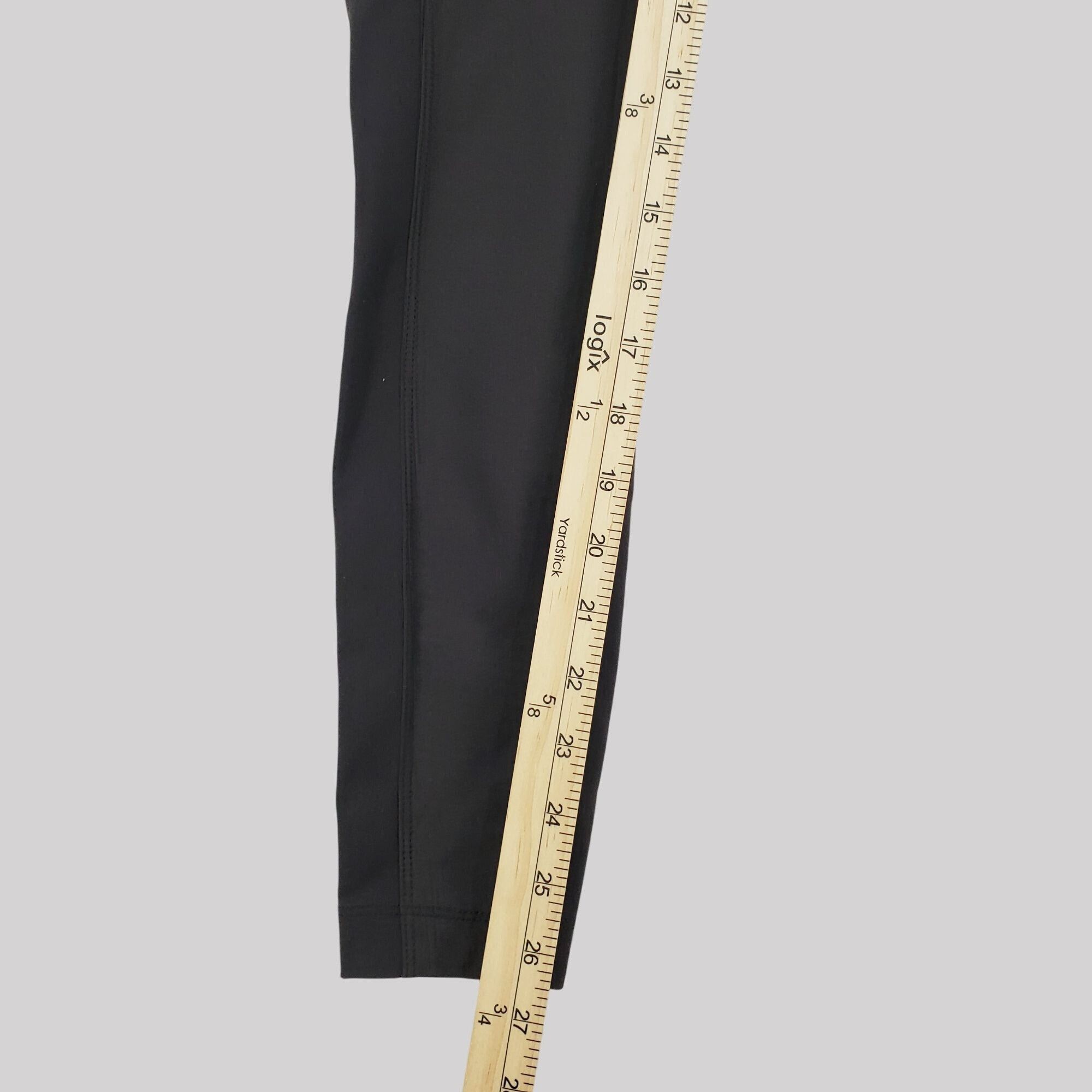 Athleta Athleta Black Headlands Hybrid Cargo High Rise Leggings Wome Size 25" / US 0 / IT 36 - 7 Thumbnail
