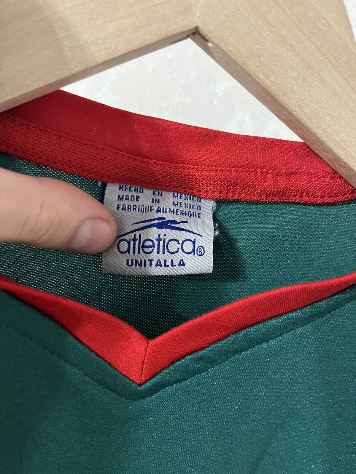 Other Atletica Mexico 2002 World Cup Home Jersey Size US M / EU 48-50 / 2 - 4 Thumbnail