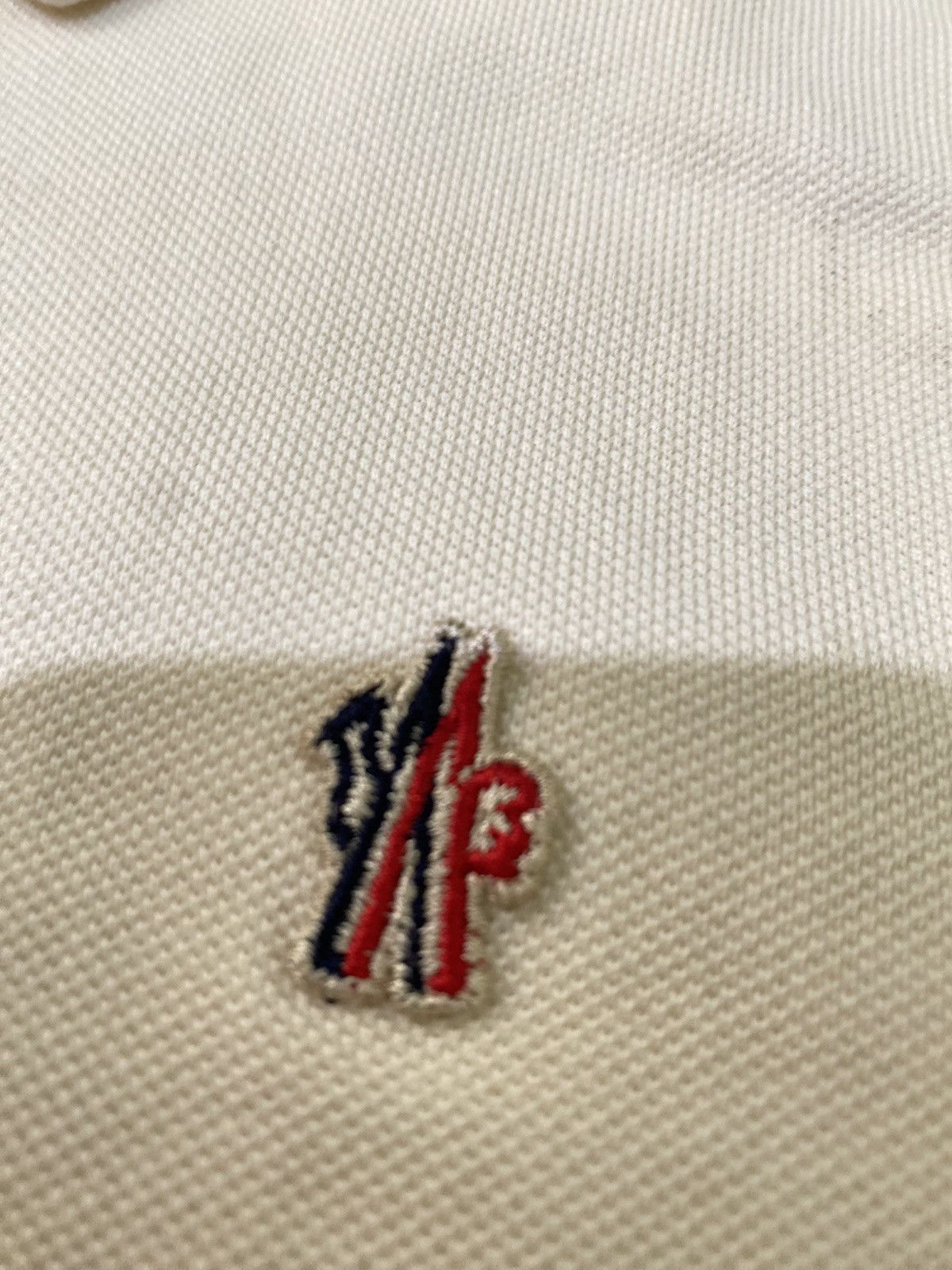 Moncler Grenoble Moncler grenoble off white polo Size US L / EU 52-54 / 3 - 5 Thumbnail