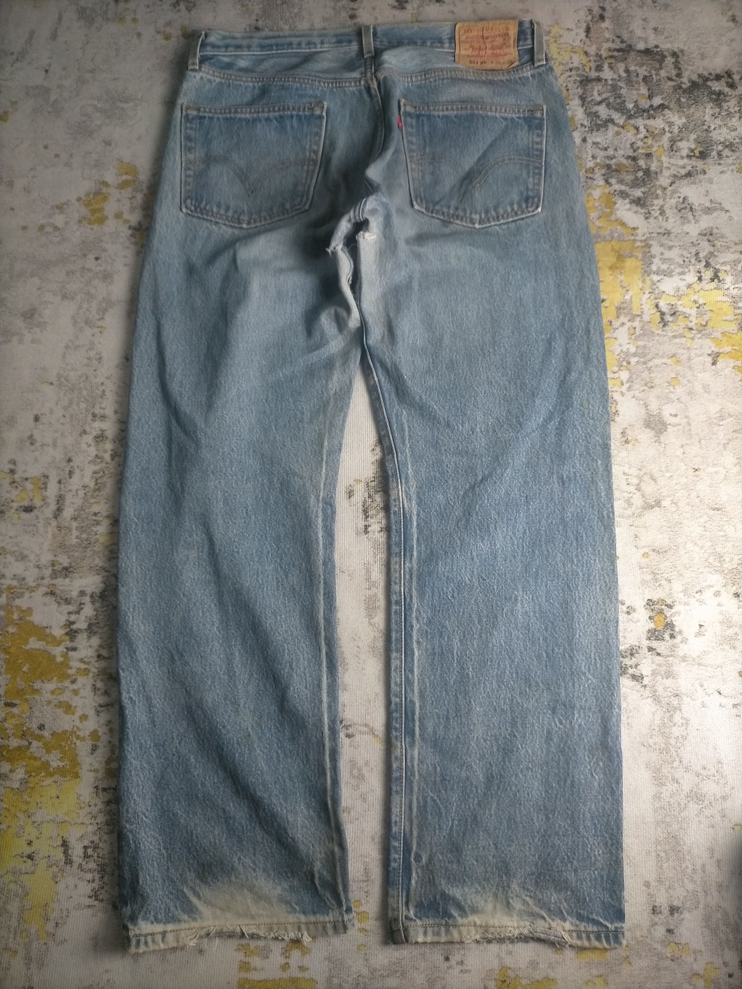 Levi's 🔥90s 501xx Vintage Button 324 Stone Wash Jeans Size US 36 / EU 52 - 4 Thumbnail