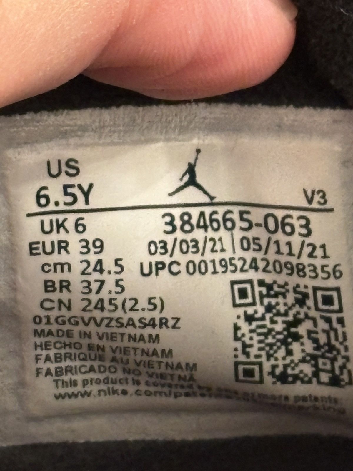Jordan Brand AIR JORDAN 6 RETRO BORDEAUX (GS) Size US 6.5 / EU 39-40 - 7 Thumbnail