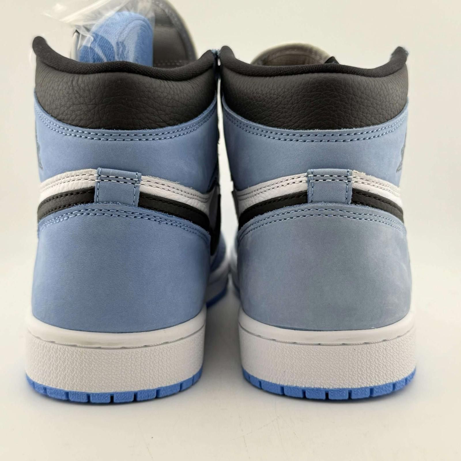 Nike Nike Air Jordan 1 Retro High OG University Blue 8.5 New Size US 8.5 / EU 41-42 - 5 Thumbnail