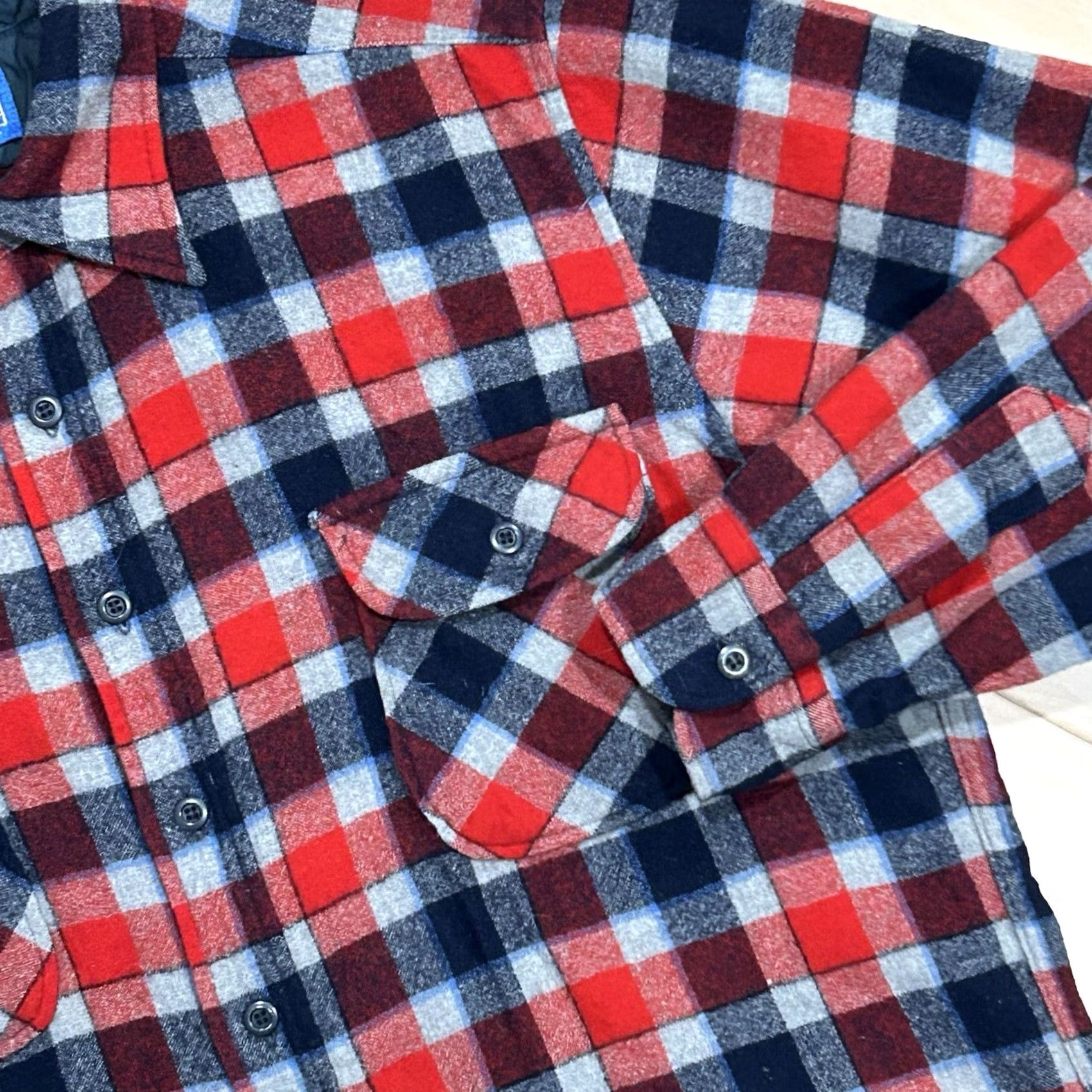 Pendleton VINTAGE Pendleton Button Up Plaid Shirt USA Made Size L Men Wool Red Long Sleeve Casual Workwear 80s Vintage Style Button-Down Shirt Size US L / EU 52-54 / 3 - 3 Thumbnail