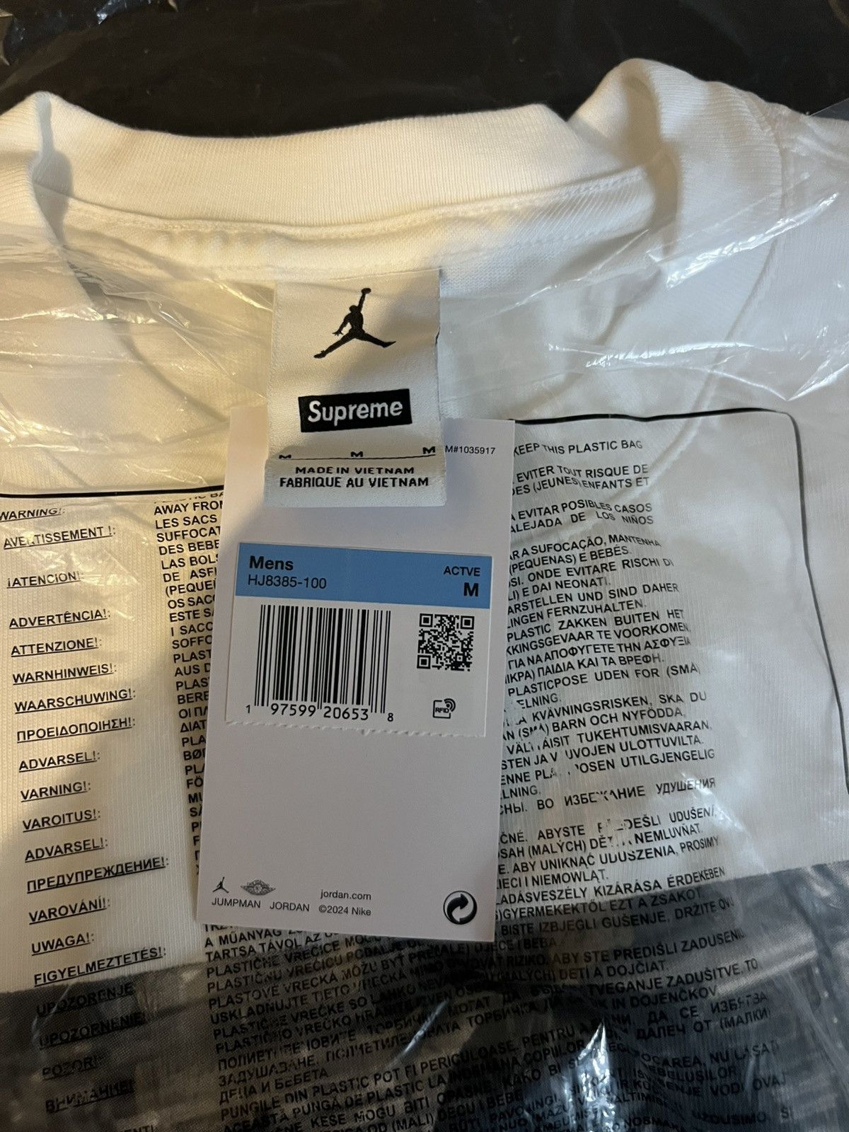 Jordan Brand × Supreme Supreme Jordan Biggie S/S Top White (Size Medium) Size US M / EU 48-50 / 2 - 2 Thumbnail
