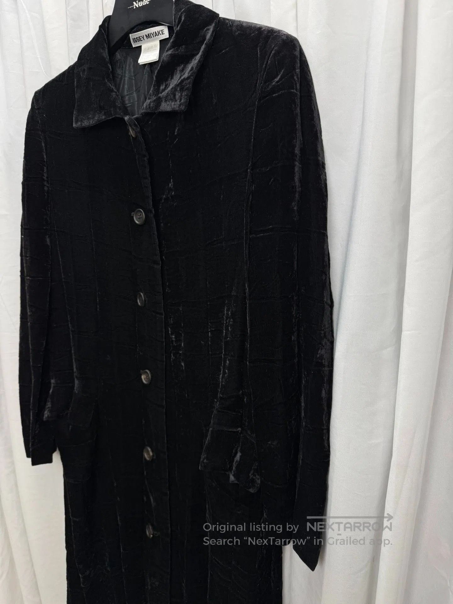 Issey Miyake ISSEY MIYAKE Pleated Velvet Coat. Size US L / EU 52-54 / 3 - 4 Thumbnail