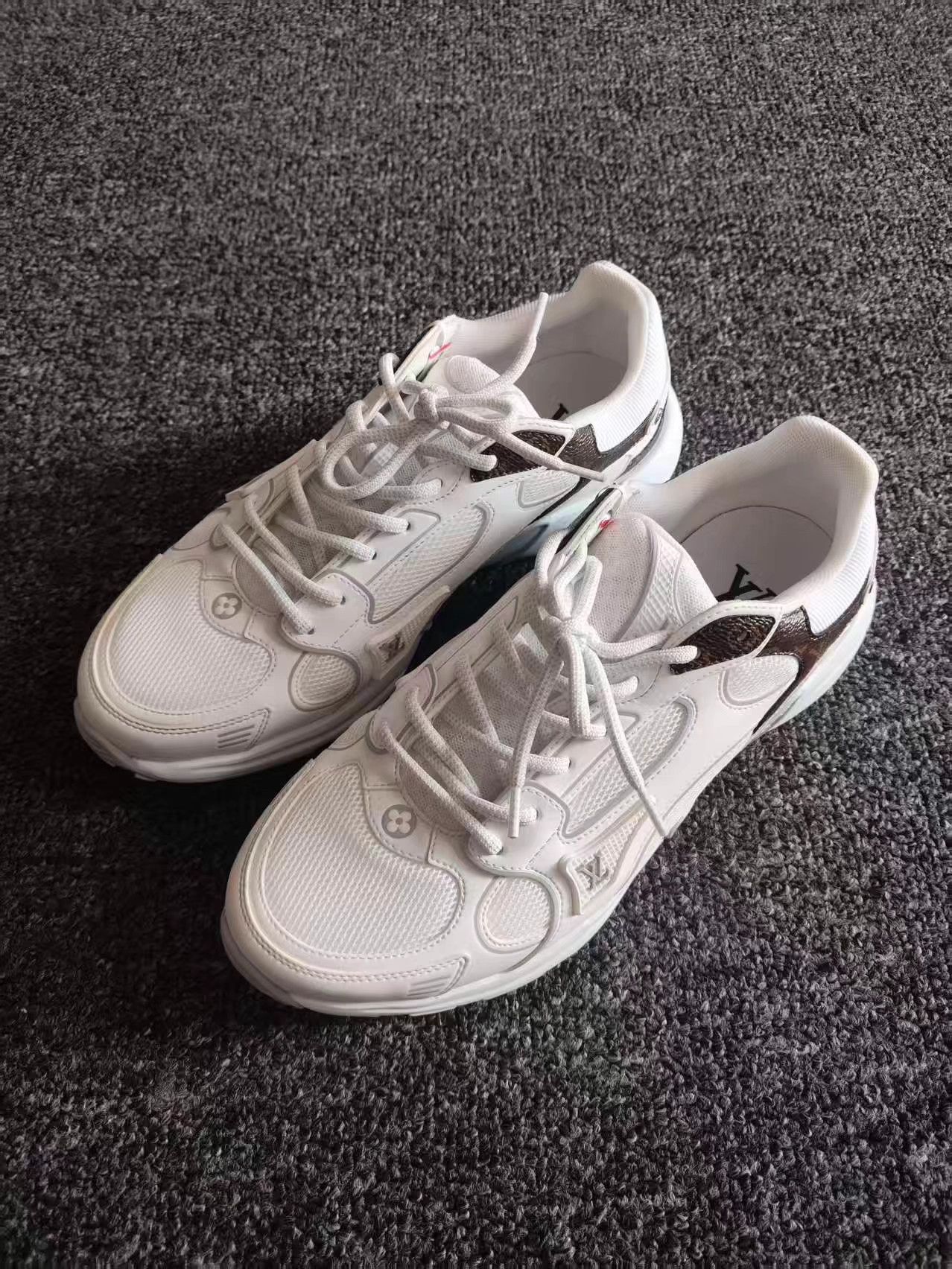 Louis Vuitton Louis Vuitton Olympia Lace-Up Casual Shoes K13 Size US 8.5 / IT 38.5 - 1 Thumbnail