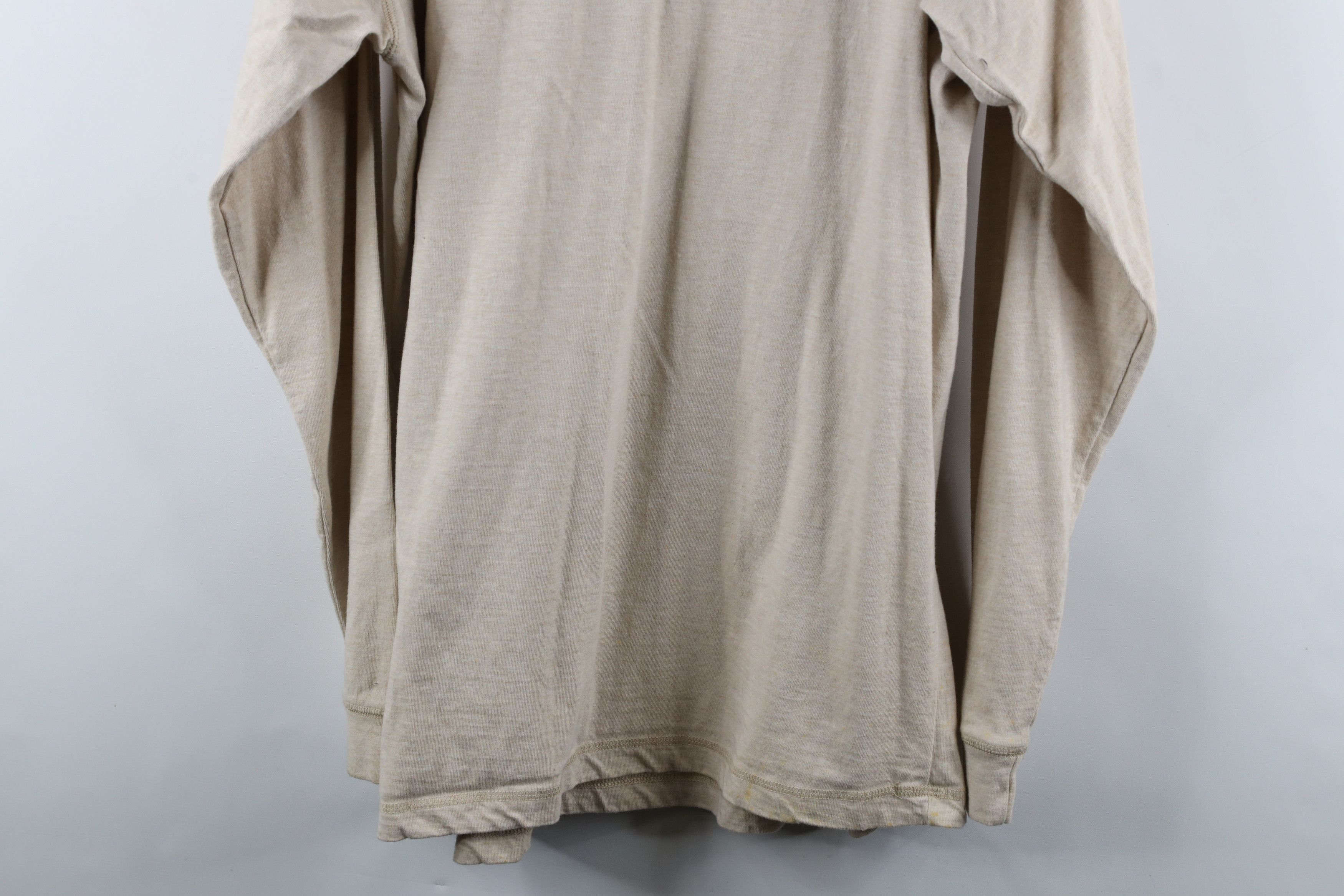 Vintage Vintage 90s Streetwear Long Sleeve Henley T-Shirt Beige Size US L / EU 52-54 / 3 - 10 Thumbnail