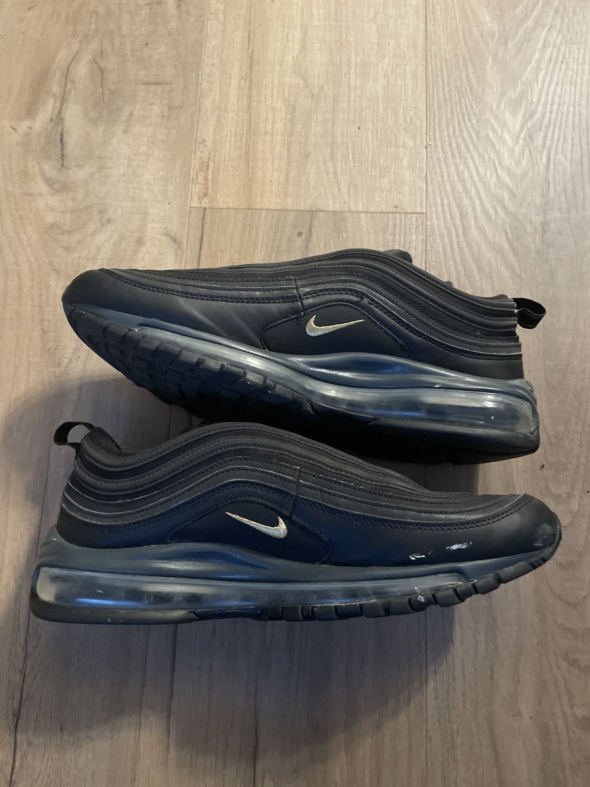 Nike Nike Air Max Size US 9.5 / EU 42-43 - 2 Thumbnail