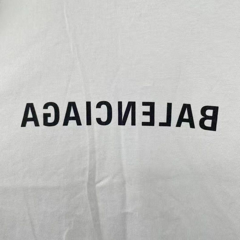 Balenciaga Balenciaga Mirror Reversed Letter Short Sleeve Size US M / EU 48-50 / 2 - 5 Thumbnail