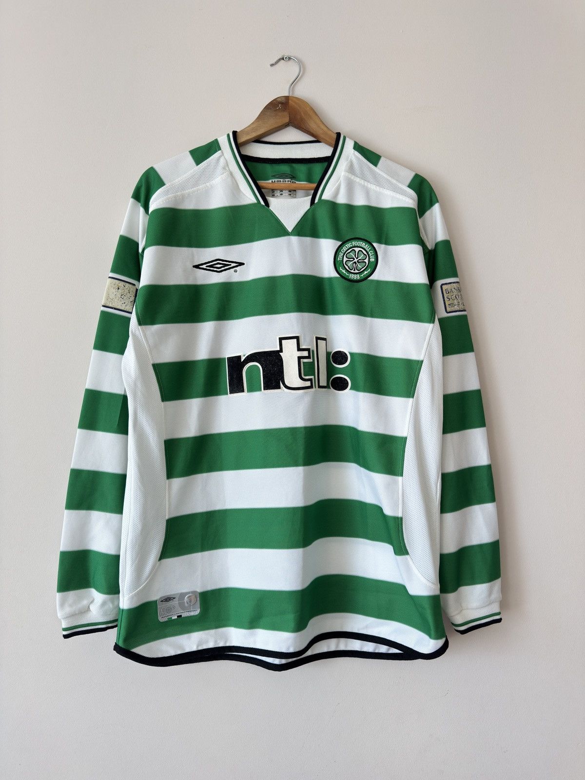 Umbro Maloney #29 Celtic 2001-2003 Home Signed Longsleeve Jersey Size US L / EU 52-54 / 3 - 3 Thumbnail