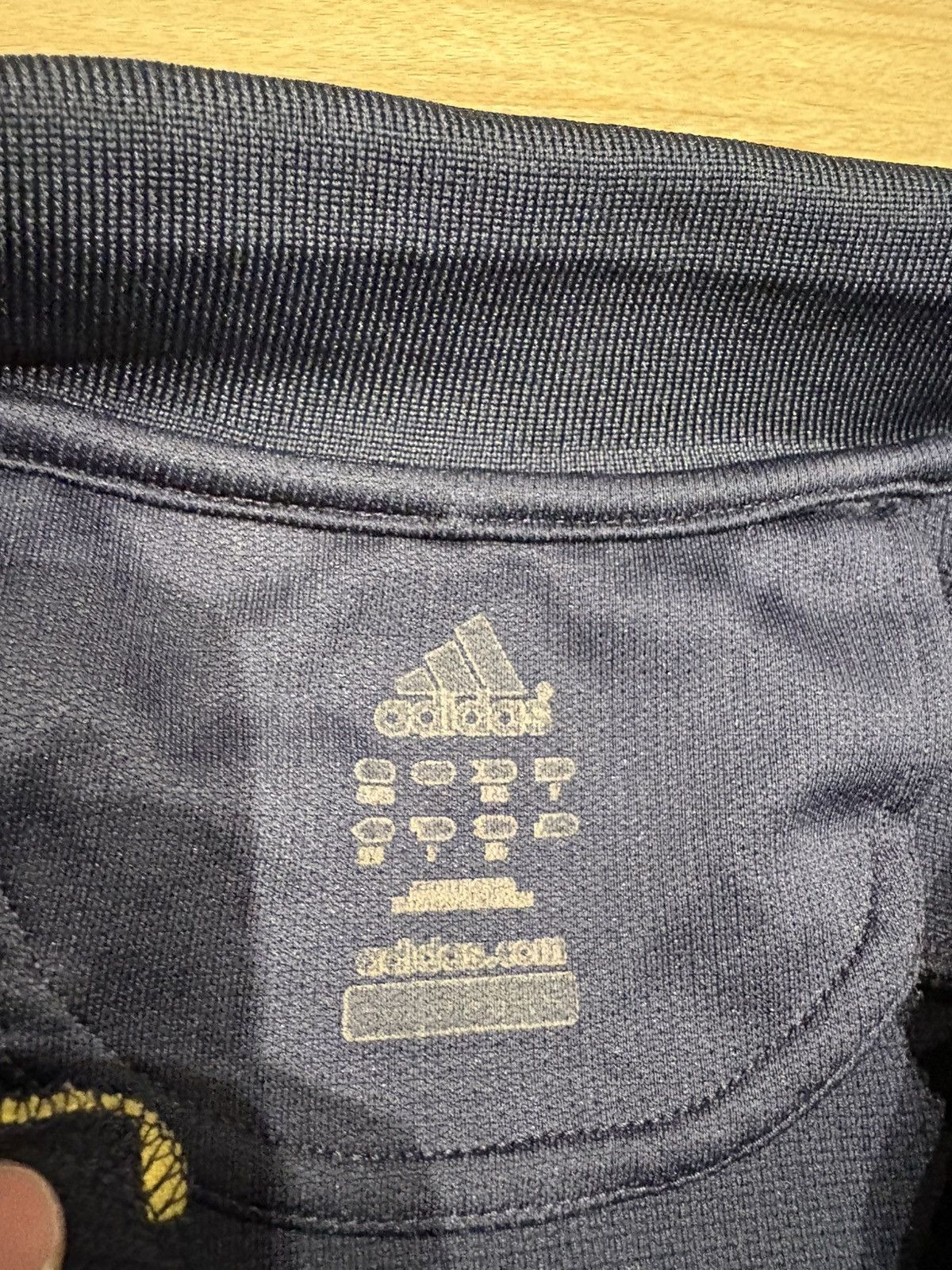 Adidas Vintage Spain National Team Football Polo Size US L / EU 52-54 / 3 - 3 Thumbnail