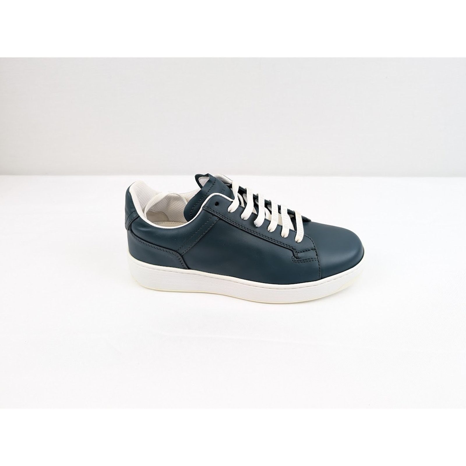 Bottega Veneta o1rshd1 Bolt Calf Low-Top Sneakers in Ottanio Size US 8.5 / EU 41-42 - 1 Thumbnail