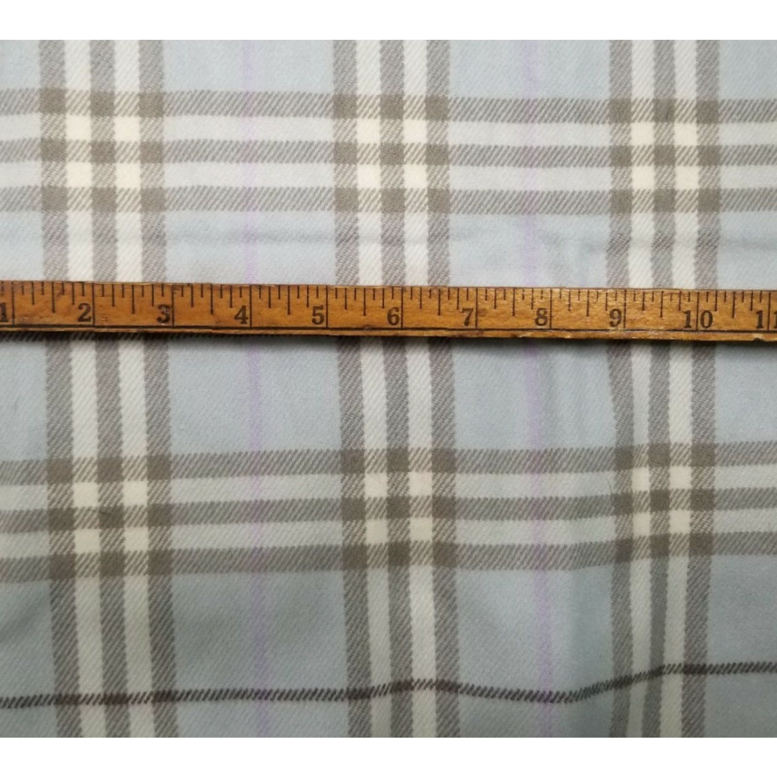 Vintage VINTAGE The Cashmere Toouch Scarf Plaid Blue Brown Fringe 100% Cashmere Unisex Winter Neck Warmer Scarf Size ONE SIZE - 3 Thumbnail