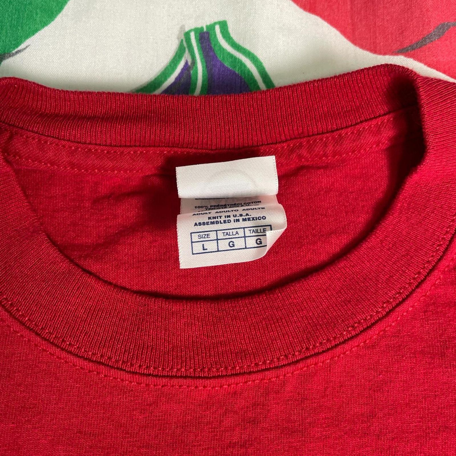 Vintage Vintage 2006 Wii Promo Red For Everyone Nintendo Game Tee Size US L / EU 52-54 / 3 - 5 Thumbnail