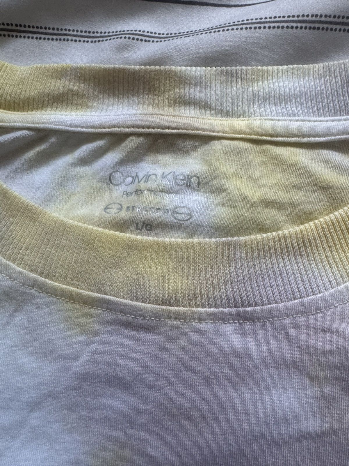 Calvin Klein Calvin Klein Women’s Cropped Tie-Dye T-Shirt NWT – Size L Size L / US 10 / IT 46 - 4 Thumbnail
