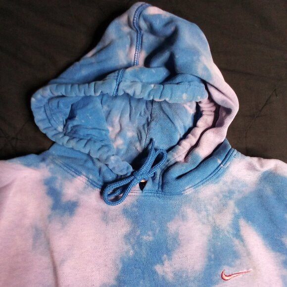 Nike Vintage Y2K Nike Small Swoosh Reverse Dye Hoodie Sweatshirt Size US M / EU 48-50 / 2 - 1 Thumbnail