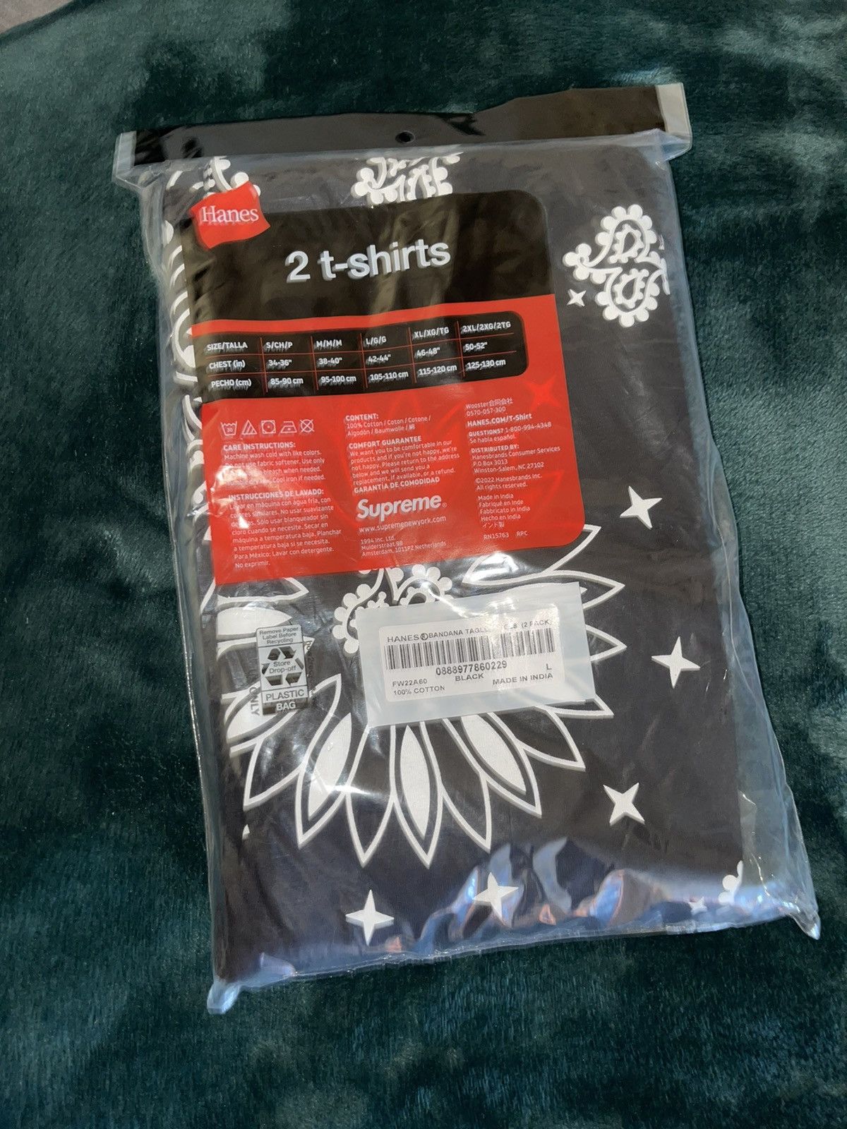 Supreme Supreme/Hanes Tagless T-Shirts Size US L / EU 52-54 / 3 - 2 Thumbnail