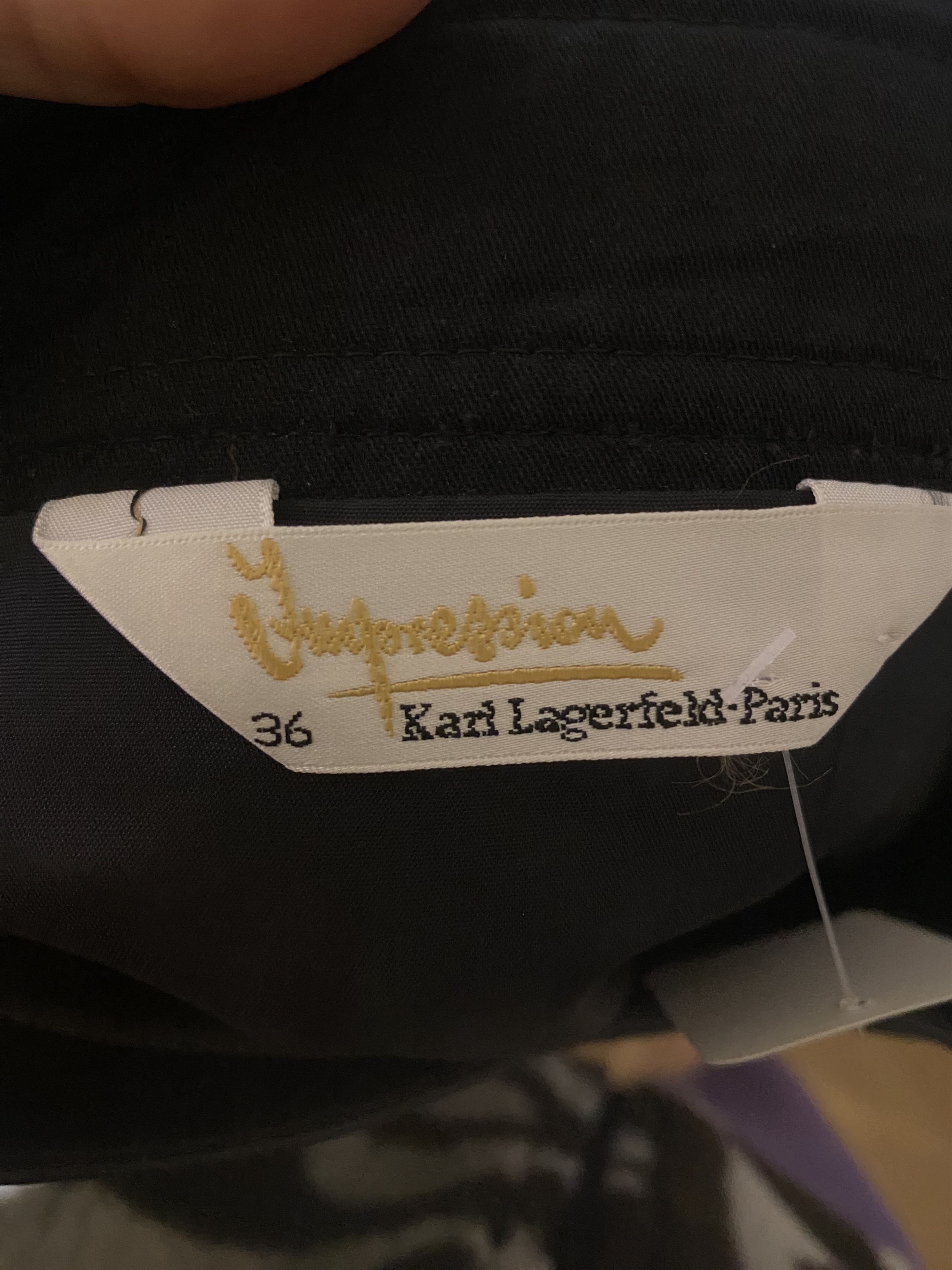 Karl Lagerfeld Vintage Midi Skirt with gold buttons Size 27" / US 4 / IT 40 - 5 Thumbnail