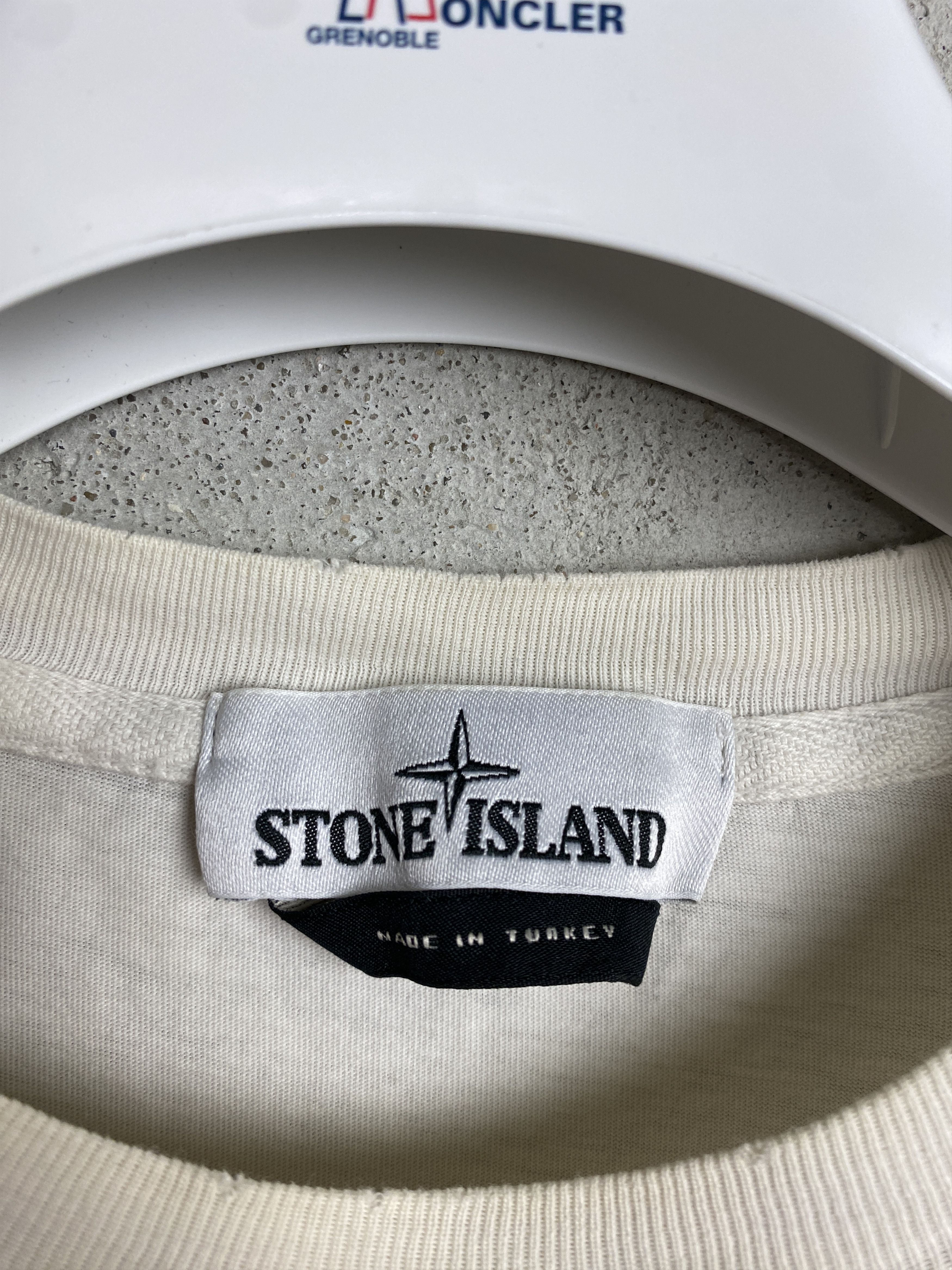 Stone Island Stone Island small logo t-shirt tee Size US XL / EU 56 / 4 - 3 Thumbnail