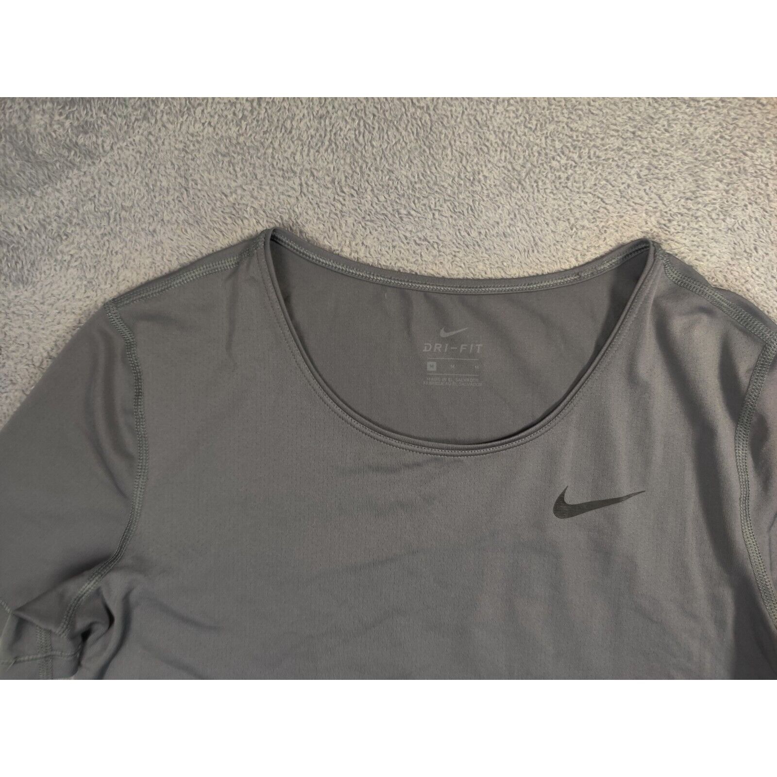 Nike Nike Shirt Adult Mens Medium Solid Dark Gray Black Swoosh Size US M / EU 48-50 / 2 - 2 Thumbnail