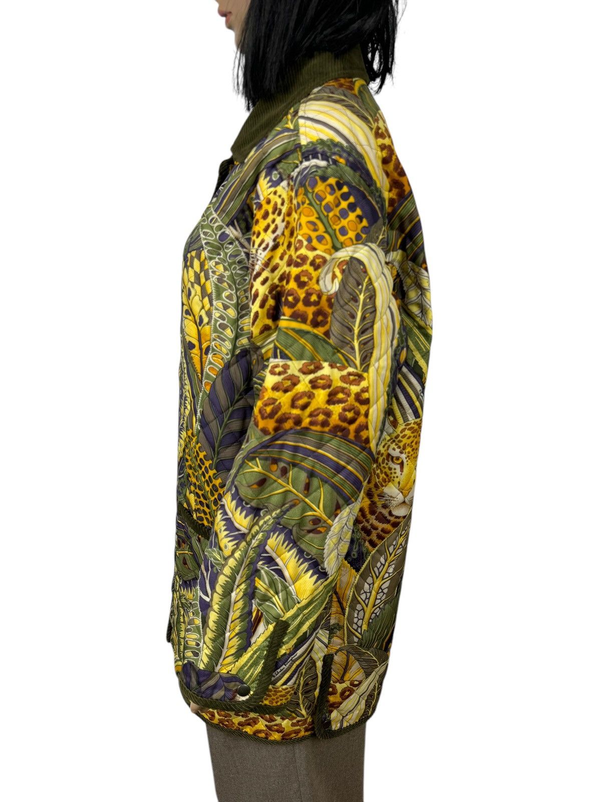 Salvatore Ferragamo × Vintage Rare Salvatore Ferragamo Wildlife Printed Jacket Quilted Size ONE SIZE - 5 Thumbnail