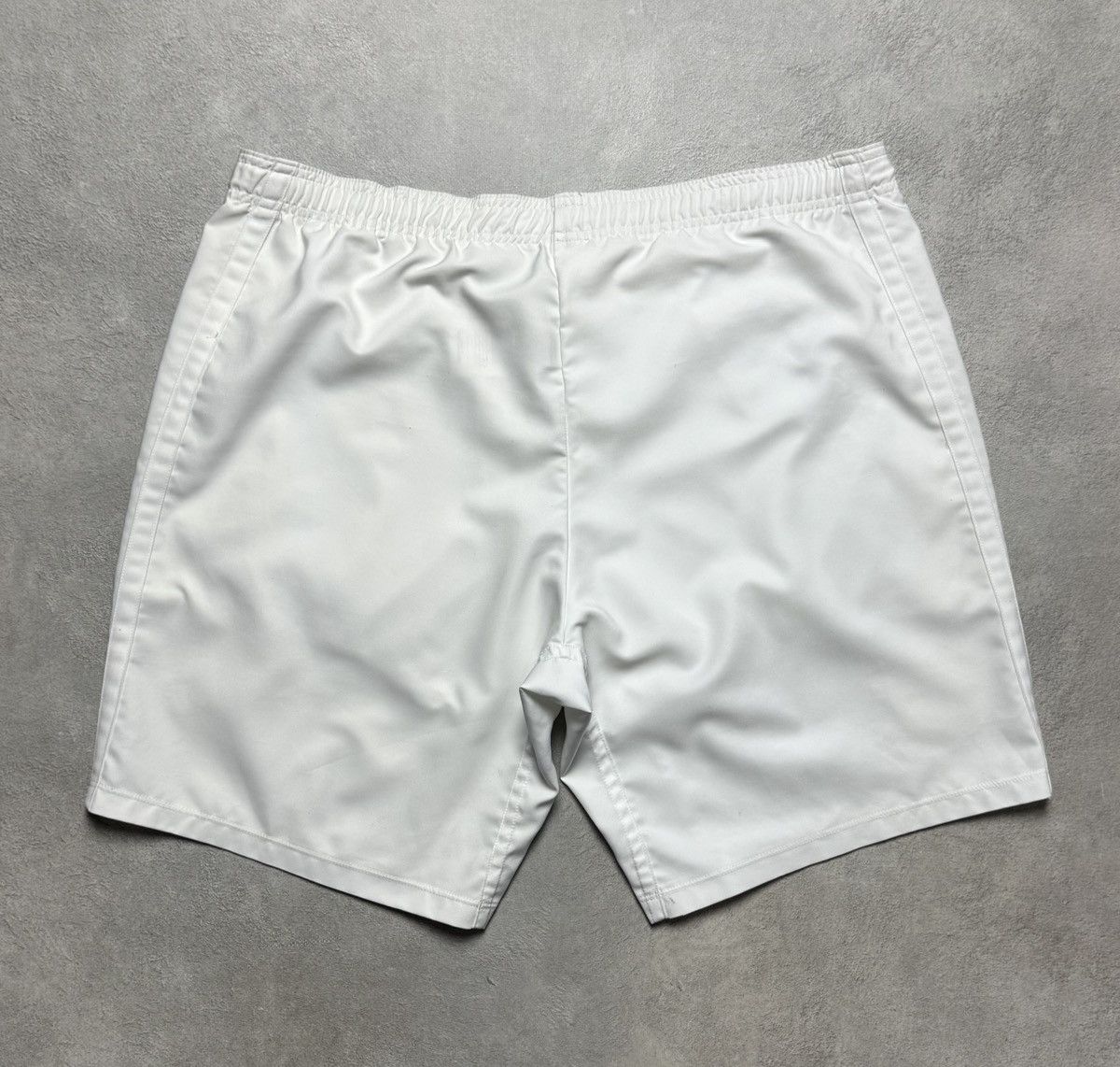Umbro England 2010 2011 Home Football Soccer Shorts Umbro Size US 34 / EU 50 - 2 Thumbnail