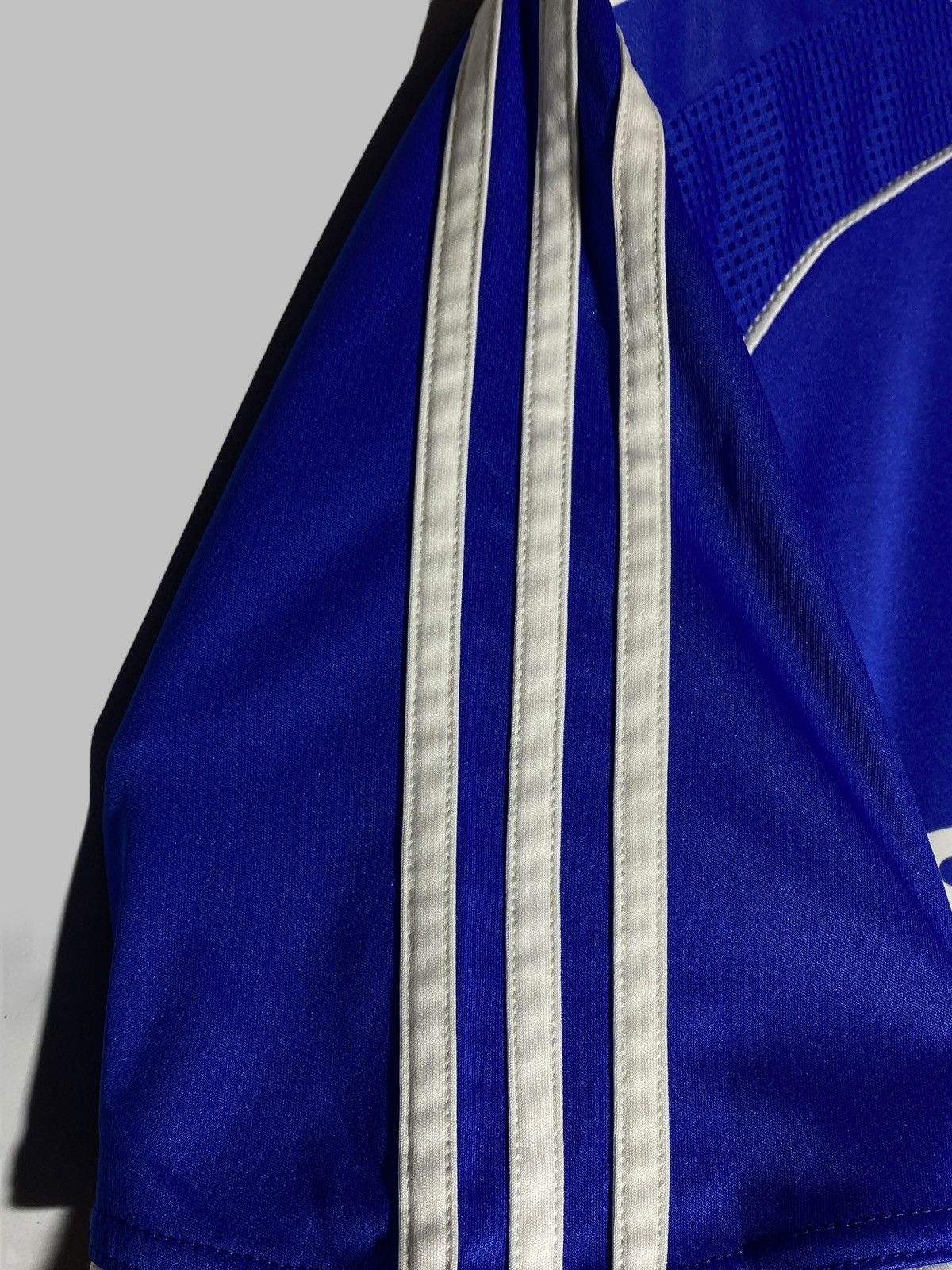 Adidas 🔥 CHELSEA FC 2000S JERSEY DROGBA TERRY VIBES Y2K NIKE PIECE Size US S / EU 44-46 / 1 - 9 Thumbnail
