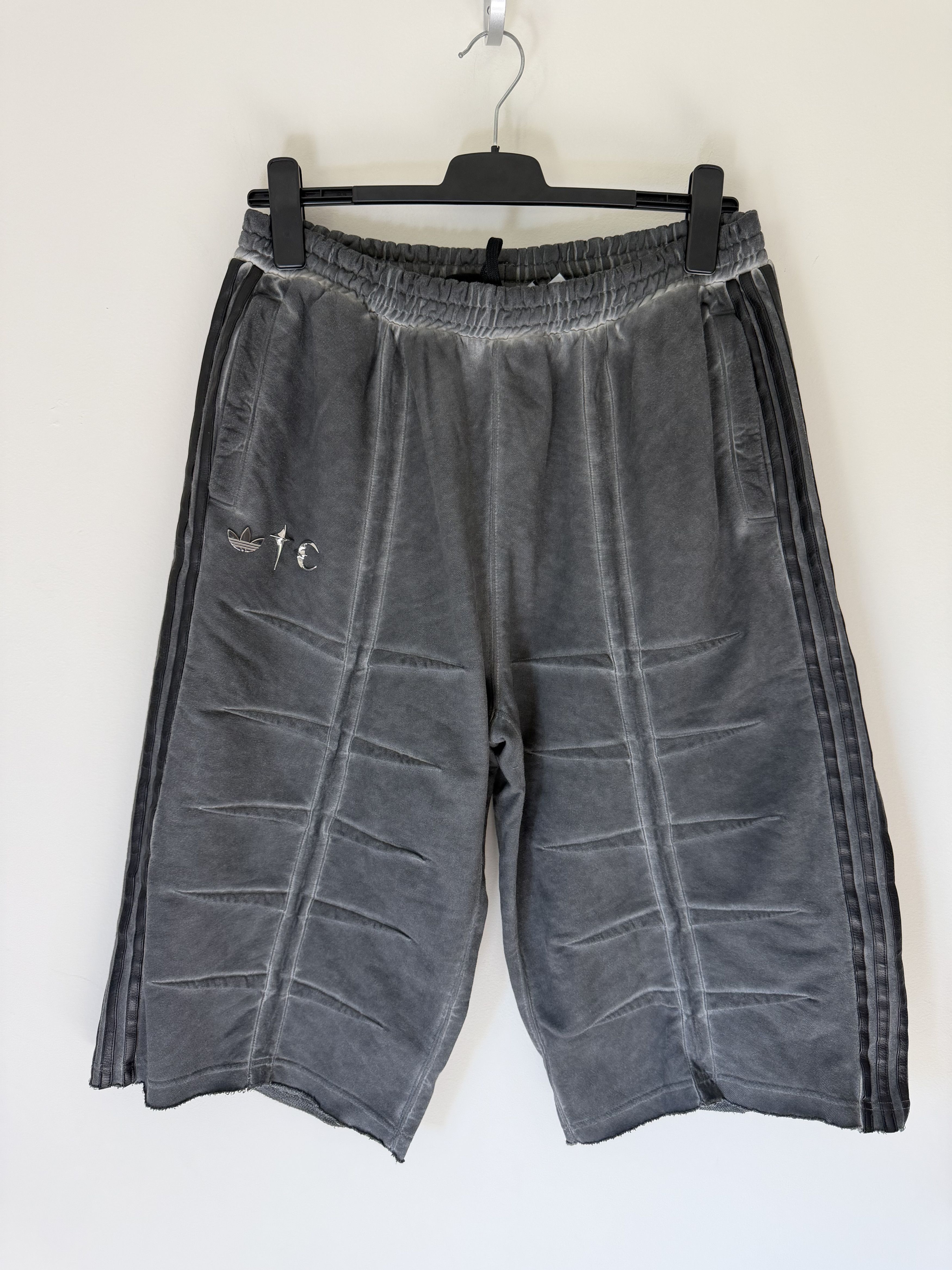 Adidas × Thug Club Thug Club Adidas Sweat Jort in Black Size US 32 / EU 48 - 1 Thumbnail