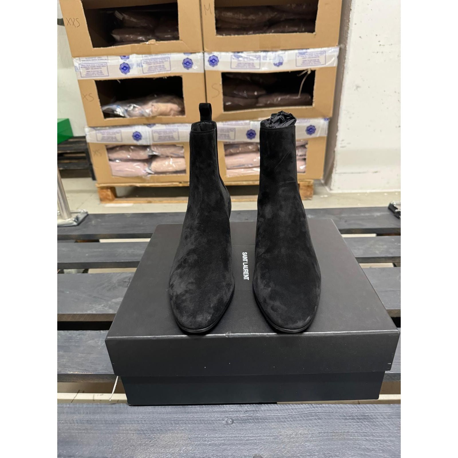 Saint Laurent Paris o1alsimx924 507708 Suede Chelsea Boots in Black Size US 12 / EU 45 - 8 Thumbnail