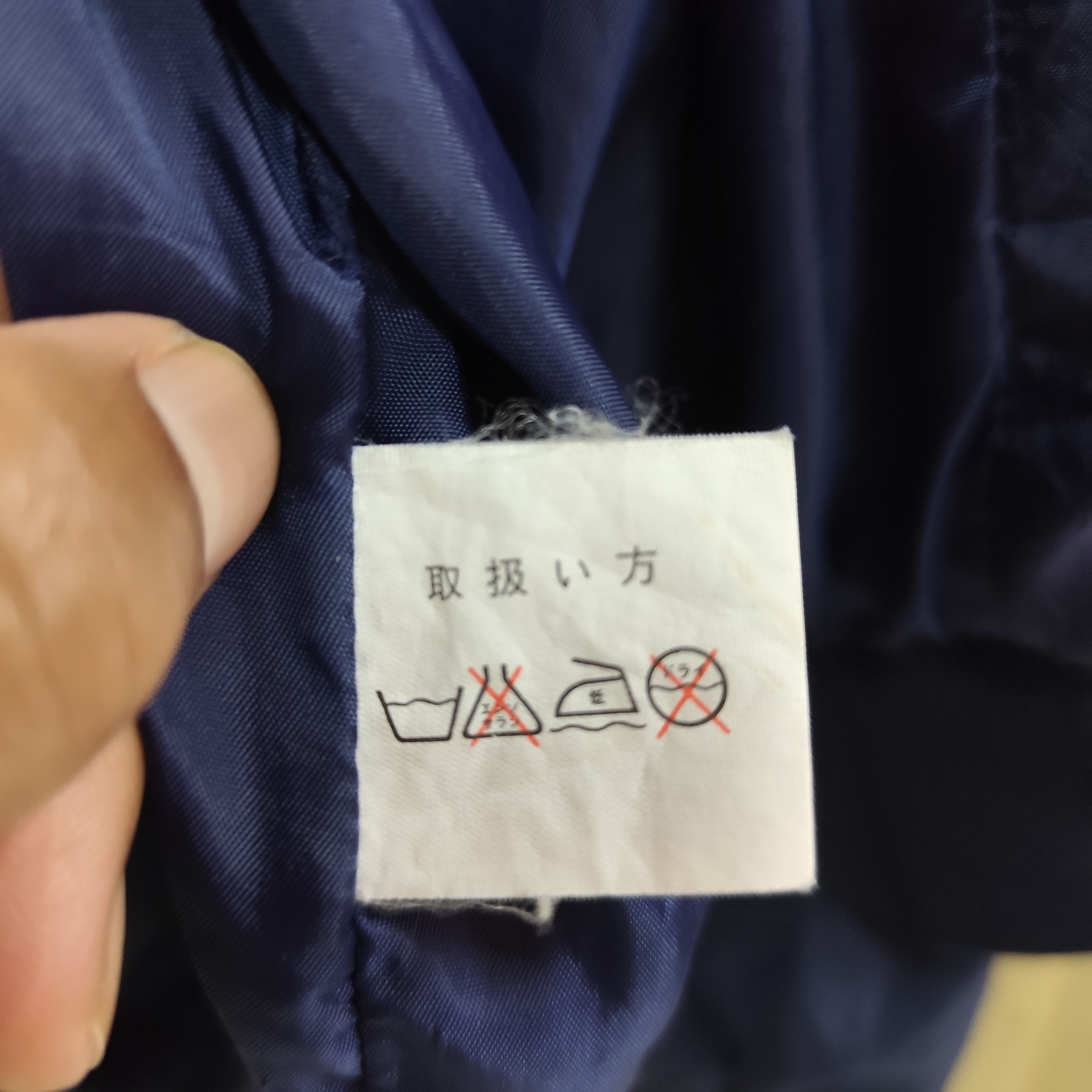 Japanese Brand × Vintage VINTAGE KIRIN LAGER BEER BOMBER JACKET Size US L / EU 52-54 / 3 - 12 Thumbnail
