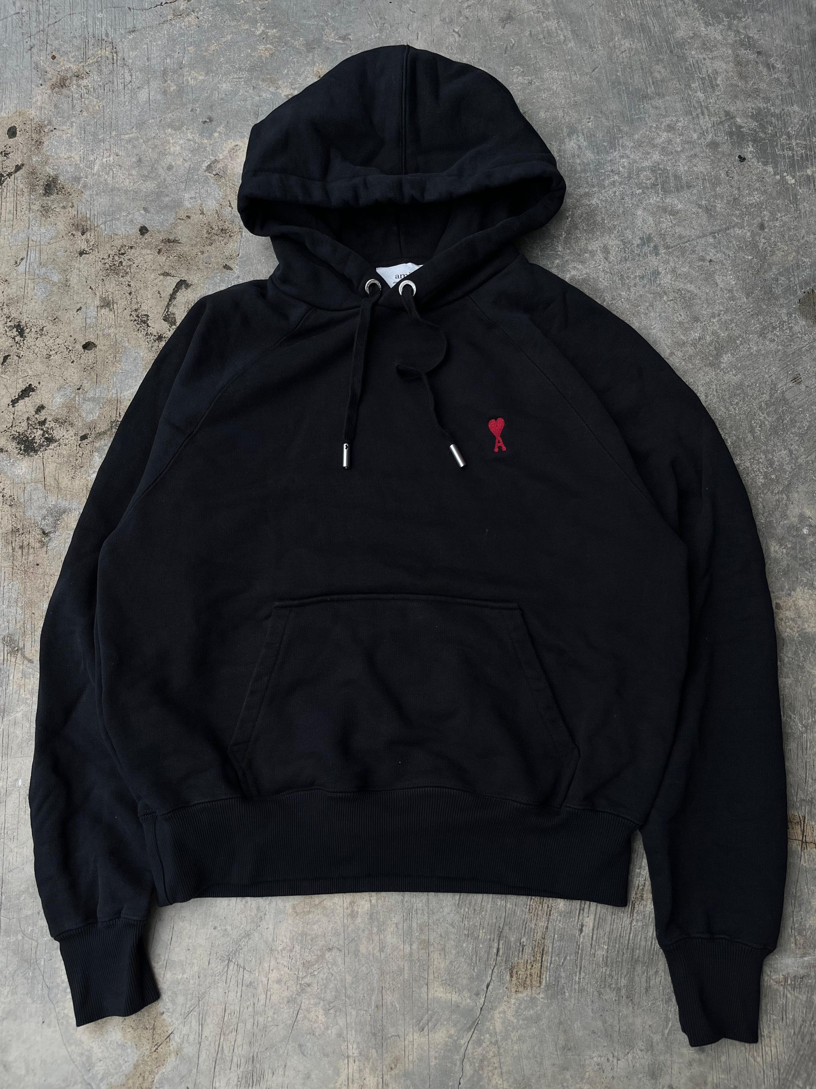 パーカー・フーディ AMI Men Hoodies BFUSW035730 001 BLACK AMI AMI Men Hoodies BFUSW035730 001 BLACK | Grailed