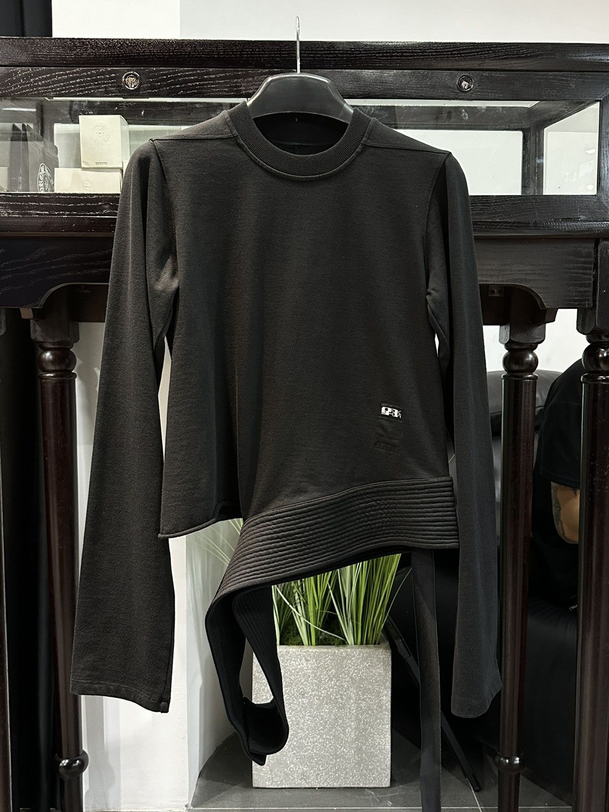 Rick Owens Drkshdw Rick Owens DRKSHDW Cropped Creatch Sweater Size US S / EU 44-46 / 1 - 1 Thumbnail