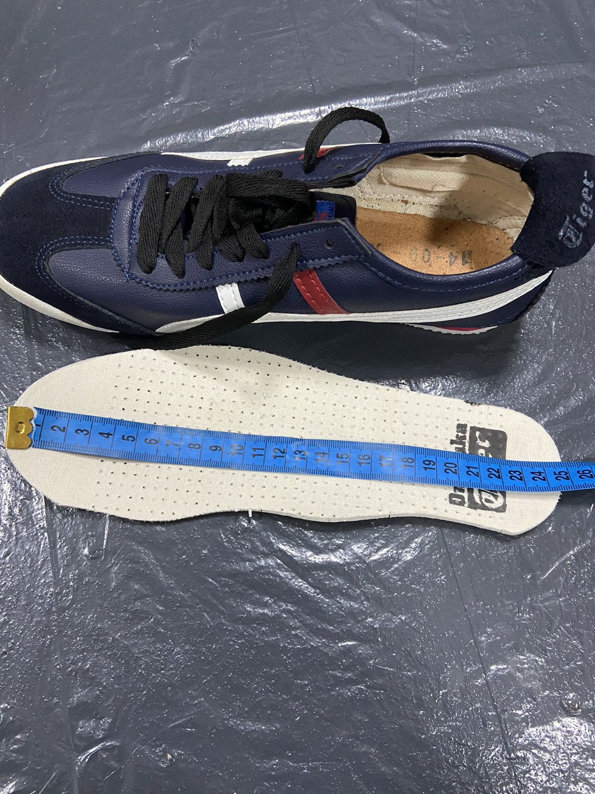 Asics × Vintage Asics Onitsuka Tiger Vintage Sneakers Low Top stripe Size US 6 / EU 39 - 10 Thumbnail