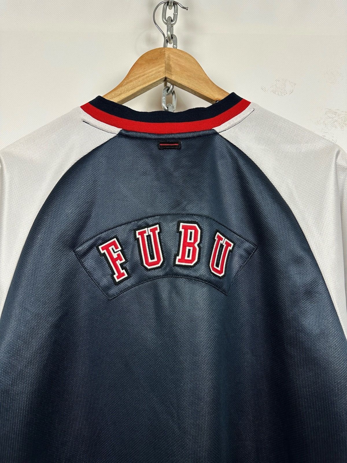 Fubu Vintage Fubu Atlanta City Series Rap Hip-Hop Jersey T-Shirt Size US L / EU 52-54 / 3 - 16 Thumbnail