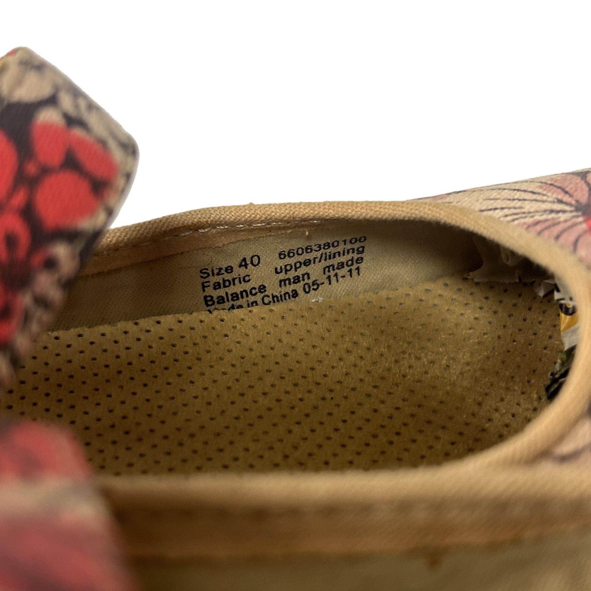 Dansko Vtg Dansko VALERIE Hawaiian FLORAL Mary Jane CLOGS Size US 9.5 / IT 39.5 - 5 Thumbnail