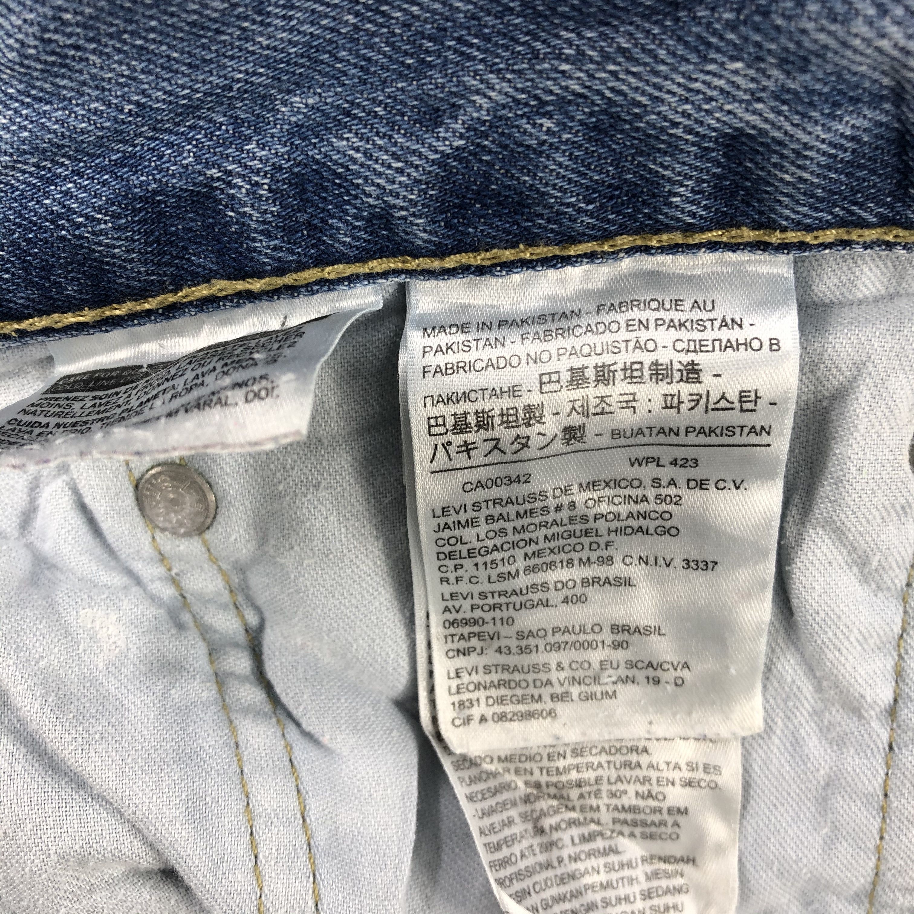 Levi's Vintage Levis 505 Jeans Medium Wash Denim KJ1066 Size US 38 / EU 54 - 15 Thumbnail