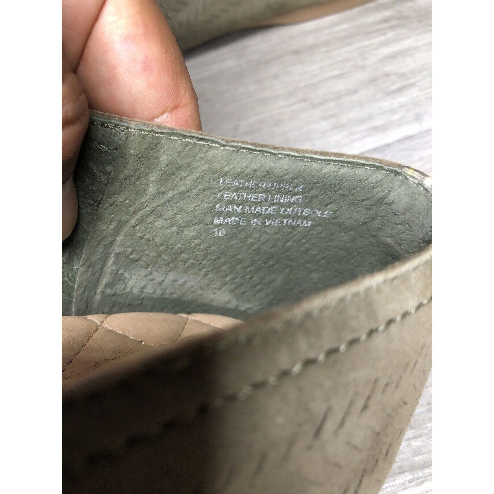 Sun Buddies Birdies Olive Green Suede Leather Comfort Loafer Flats Women Size US 10 / IT 40 - 10 Thumbnail