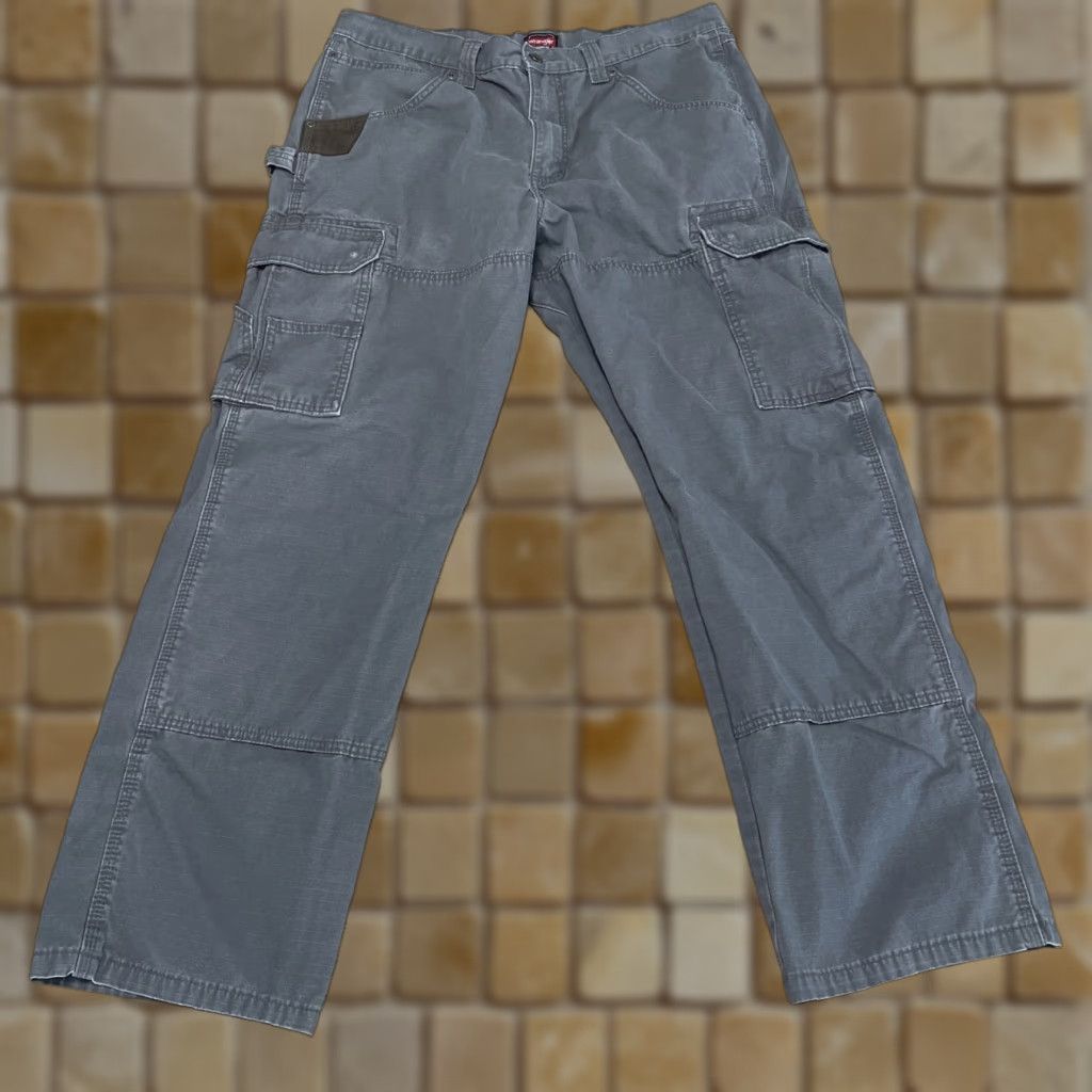 Wrangler WRANGLER Workwear Cargo Pants 36x32 Gray Straight Leg Ripstop Double Knee Mens Size US 36 / EU 52 - 1 Thumbnail