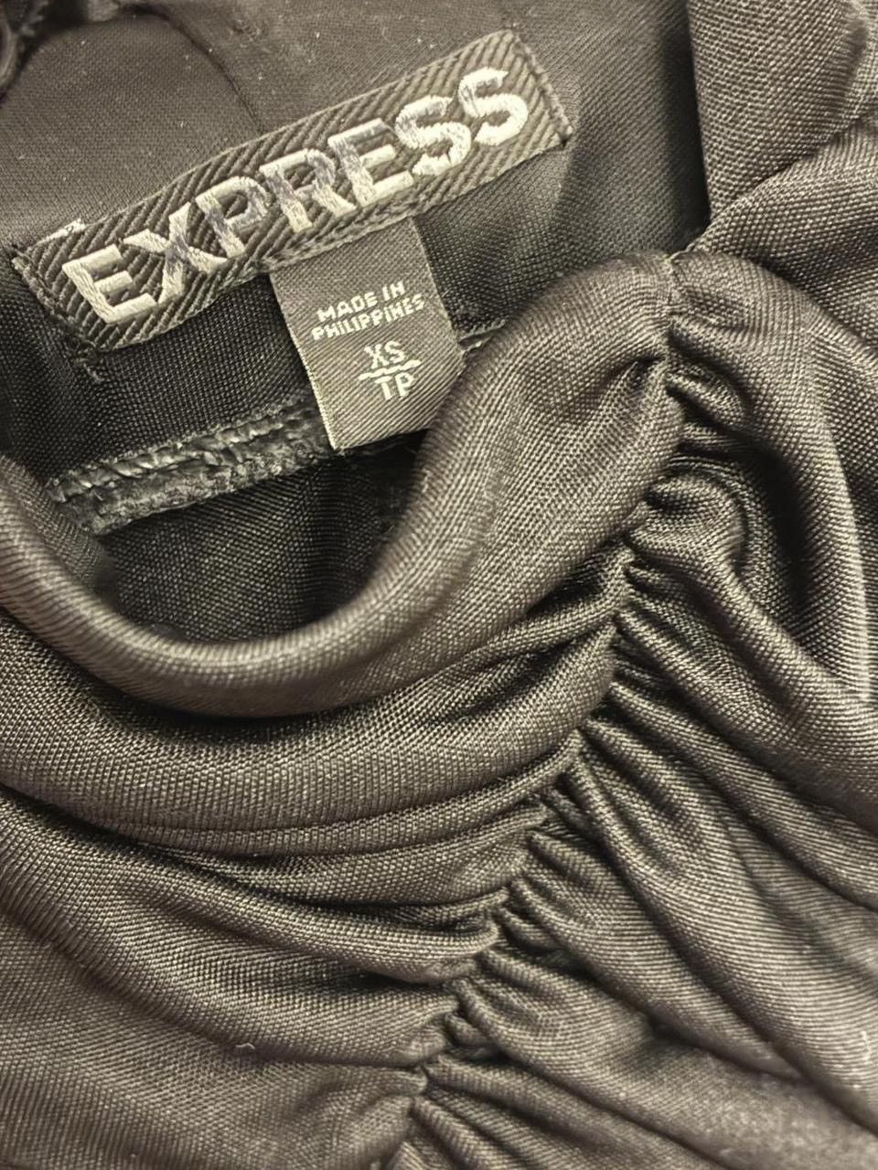 Express Vintage Express Deep V-Neck Cross Ruched Waist Maxi Dress Size XS / US 0-2 / IT 36-38 - 2 Thumbnail