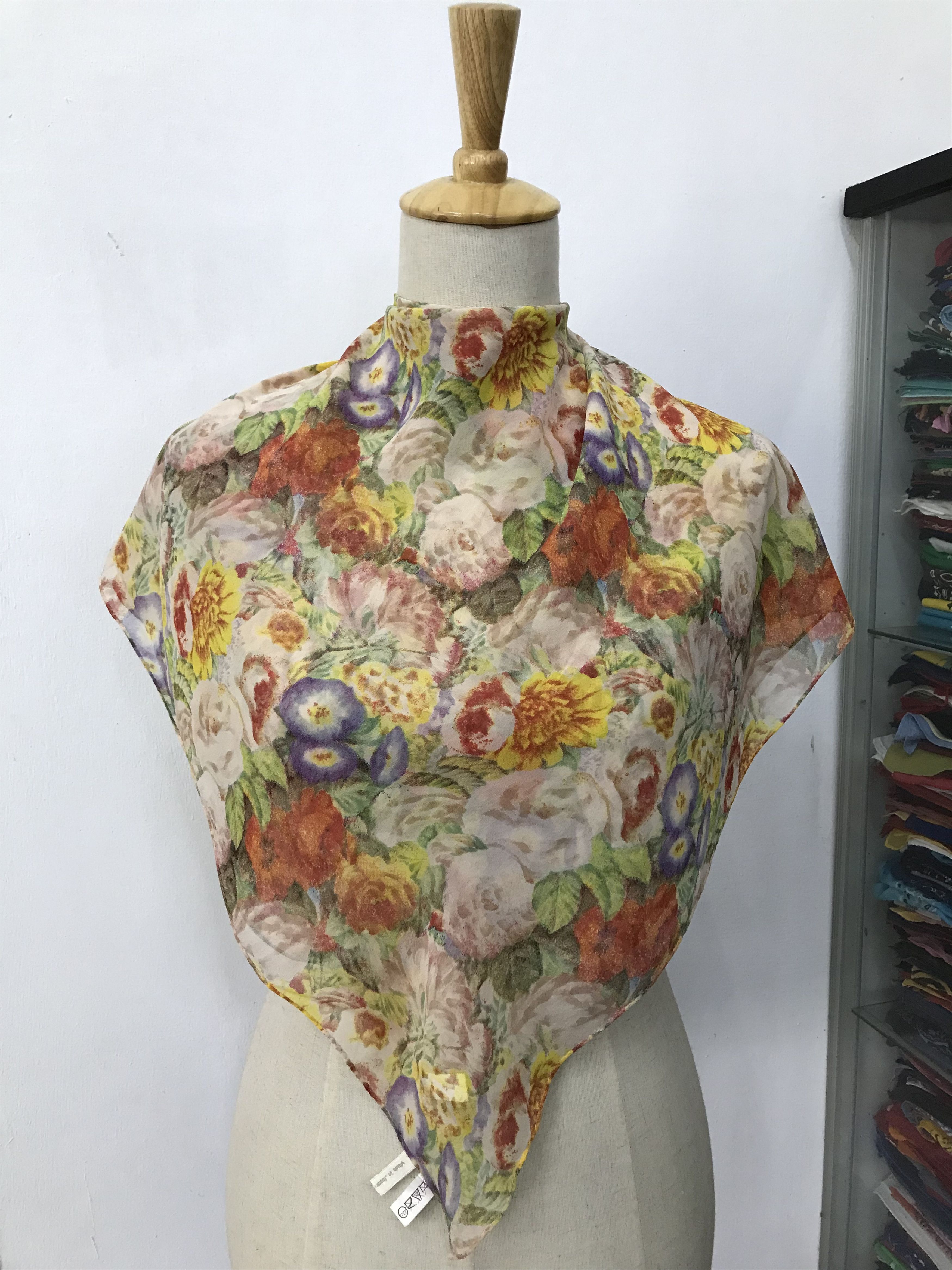Vintage Vintage The Gigi Silk Scarf Size ONE SIZE - 1 Thumbnail