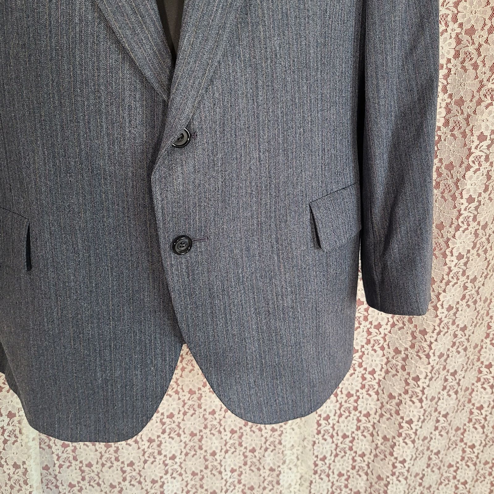 Vintage Vintage 90s kuppenheimer grey wool pinstripe blazer size xl Size 46R - 3 Thumbnail