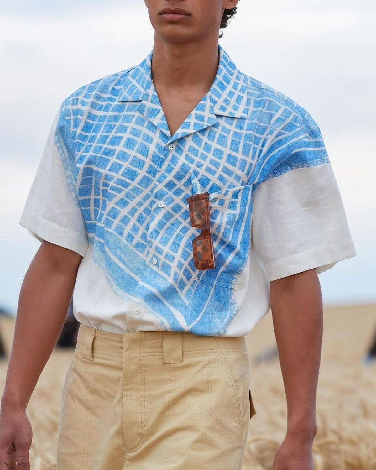 Jacquemus Jacquemus linen blend vacation runway shirt Size US S / EU 44-46 / 1 - 1 Thumbnail
