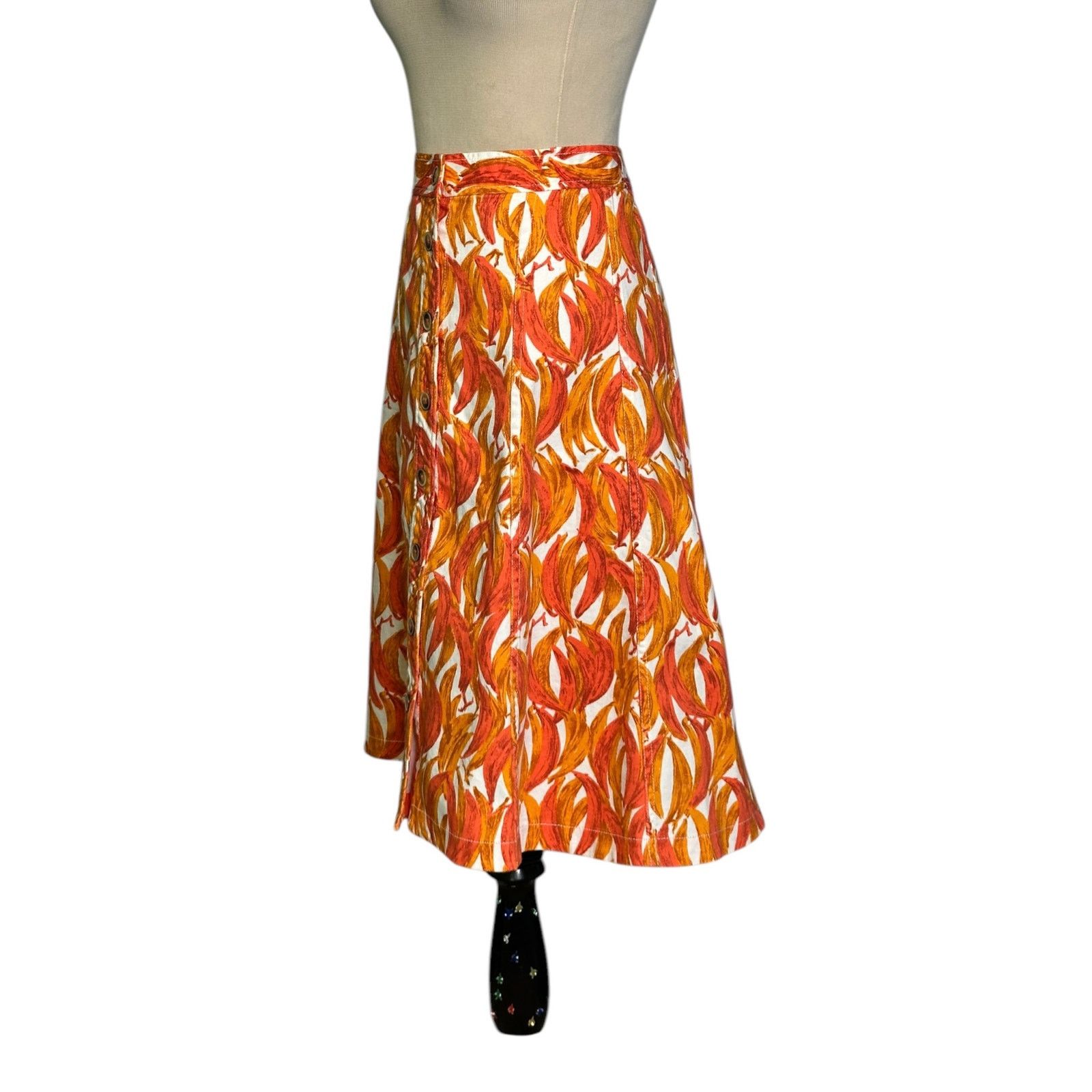 Anthropologie Anthropolgie Maeve Banana Grove Denim midi Skirt Size 12 Size 34" / US 12 / IT 48 - 12 Thumbnail